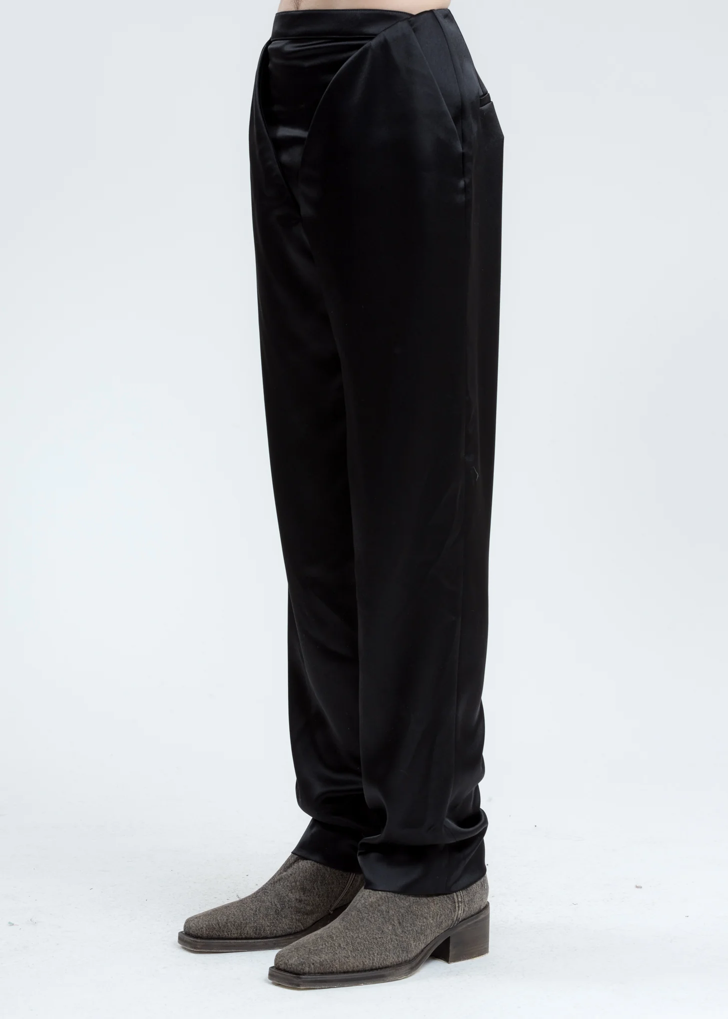 Black V Pant - Image 3