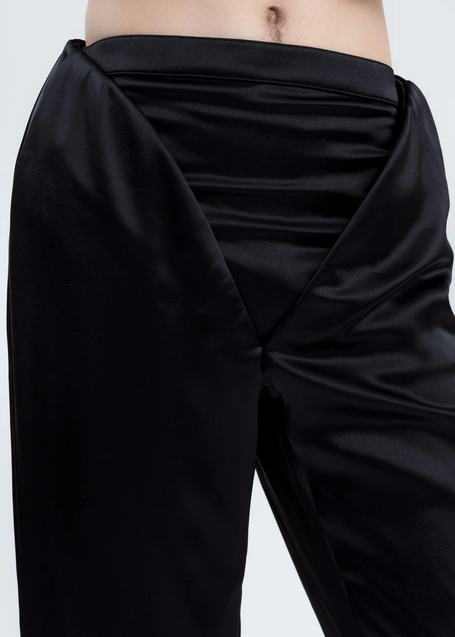Black V Pant - Image 5