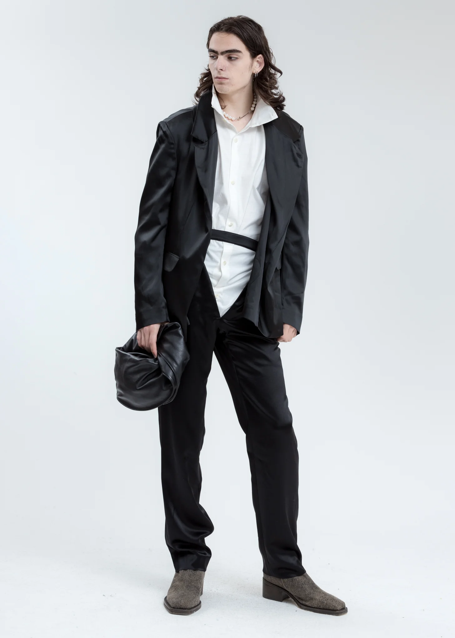 Black V Pant - Image 9