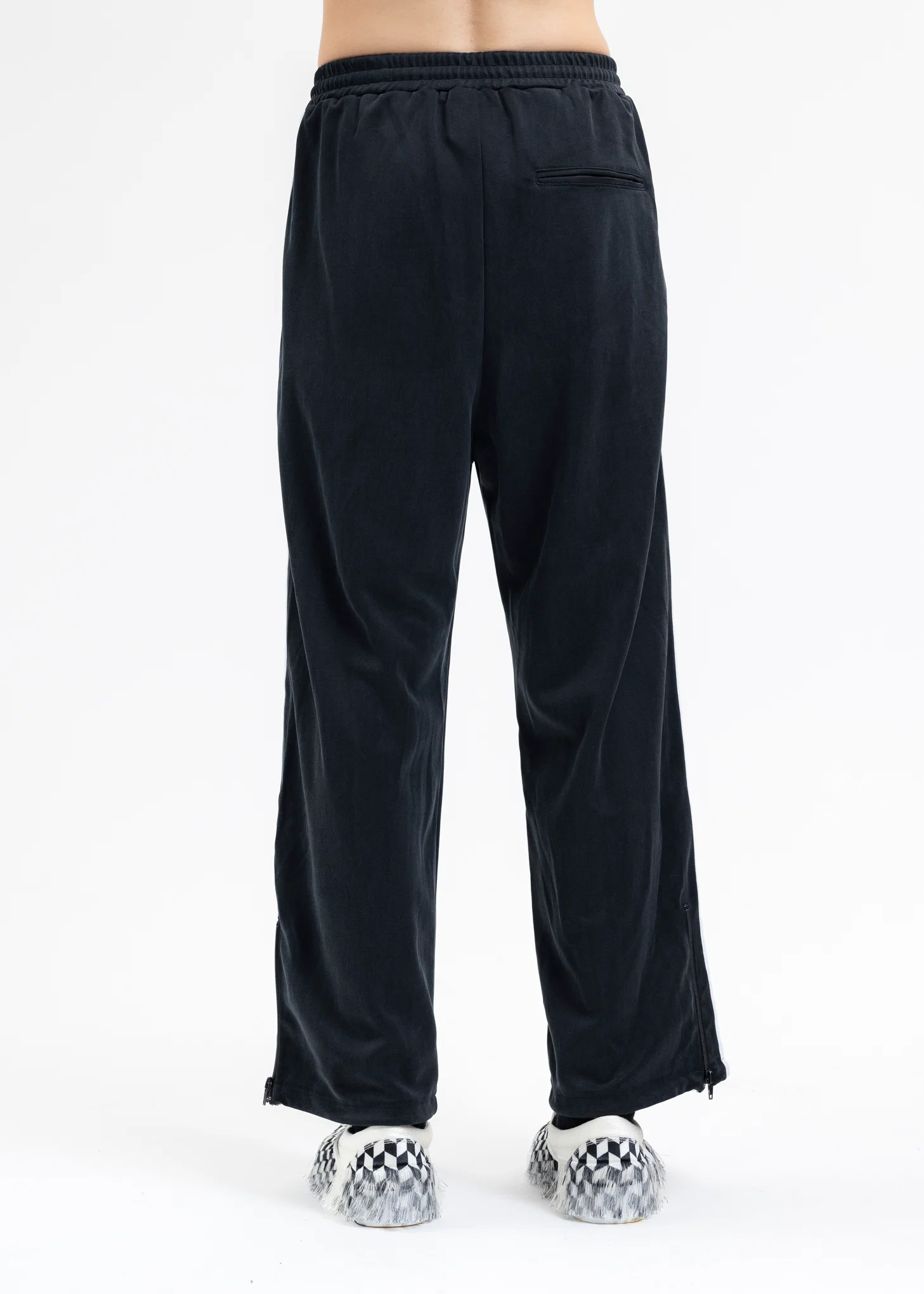 BLACK VINTAGE EFFECT TRACK PANTS - Image 3