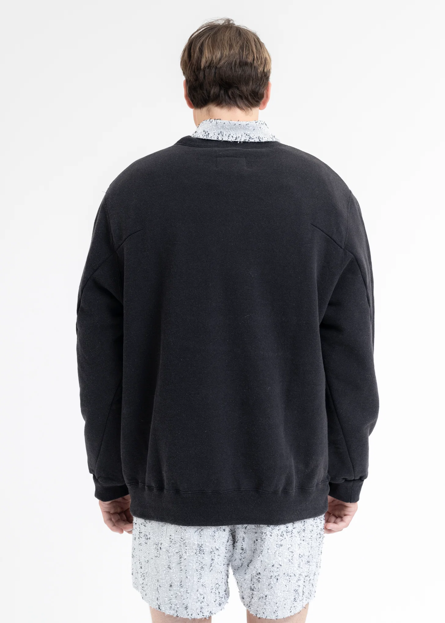 BLACK VIOLENT STUFF BEAR PRINT SWEAT SHIRT - Image 4