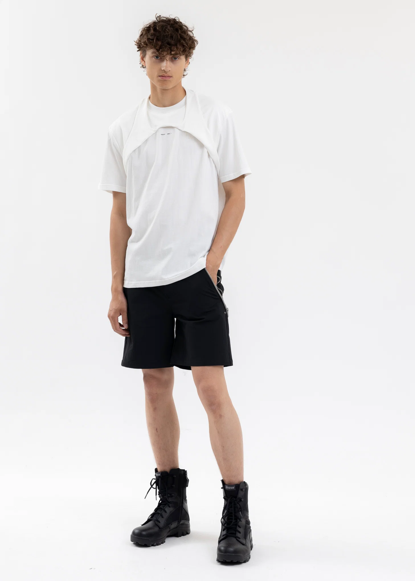BLACK VISTULA CARGO SHORTS - Image 8