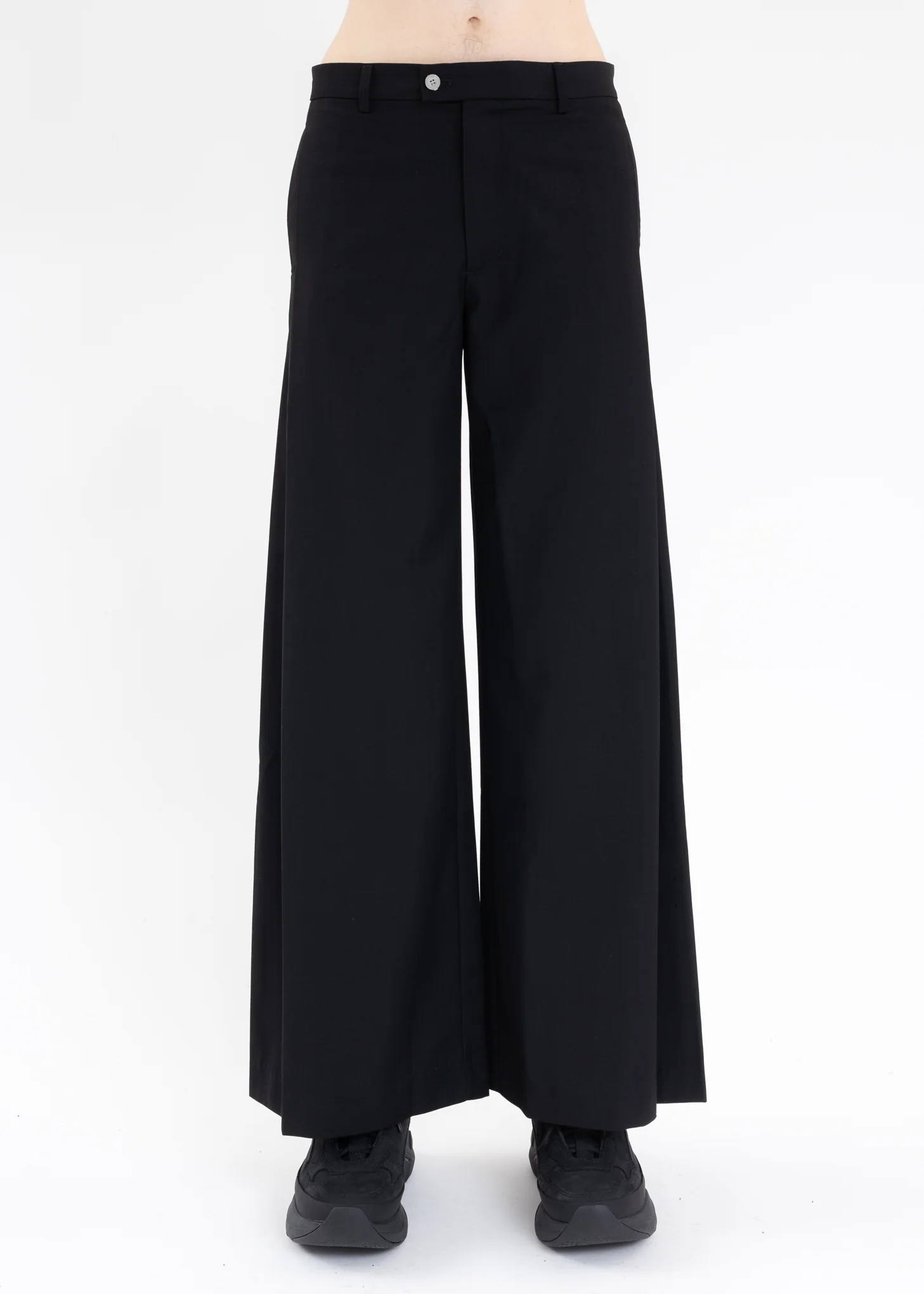 Black Volumetric Wide-Leg Trousers