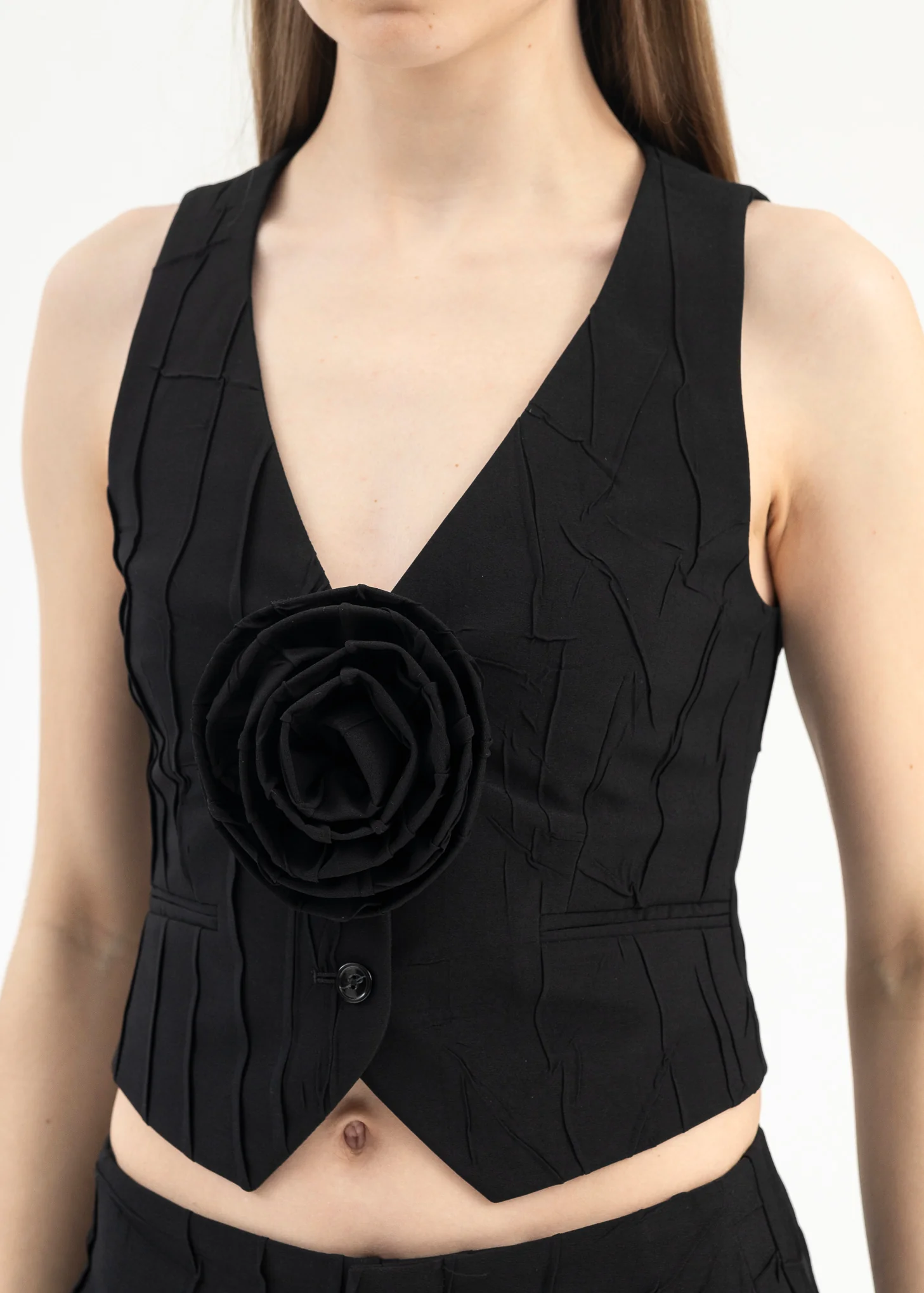 BLACK WAISTCOAT PLISSE - Image 2