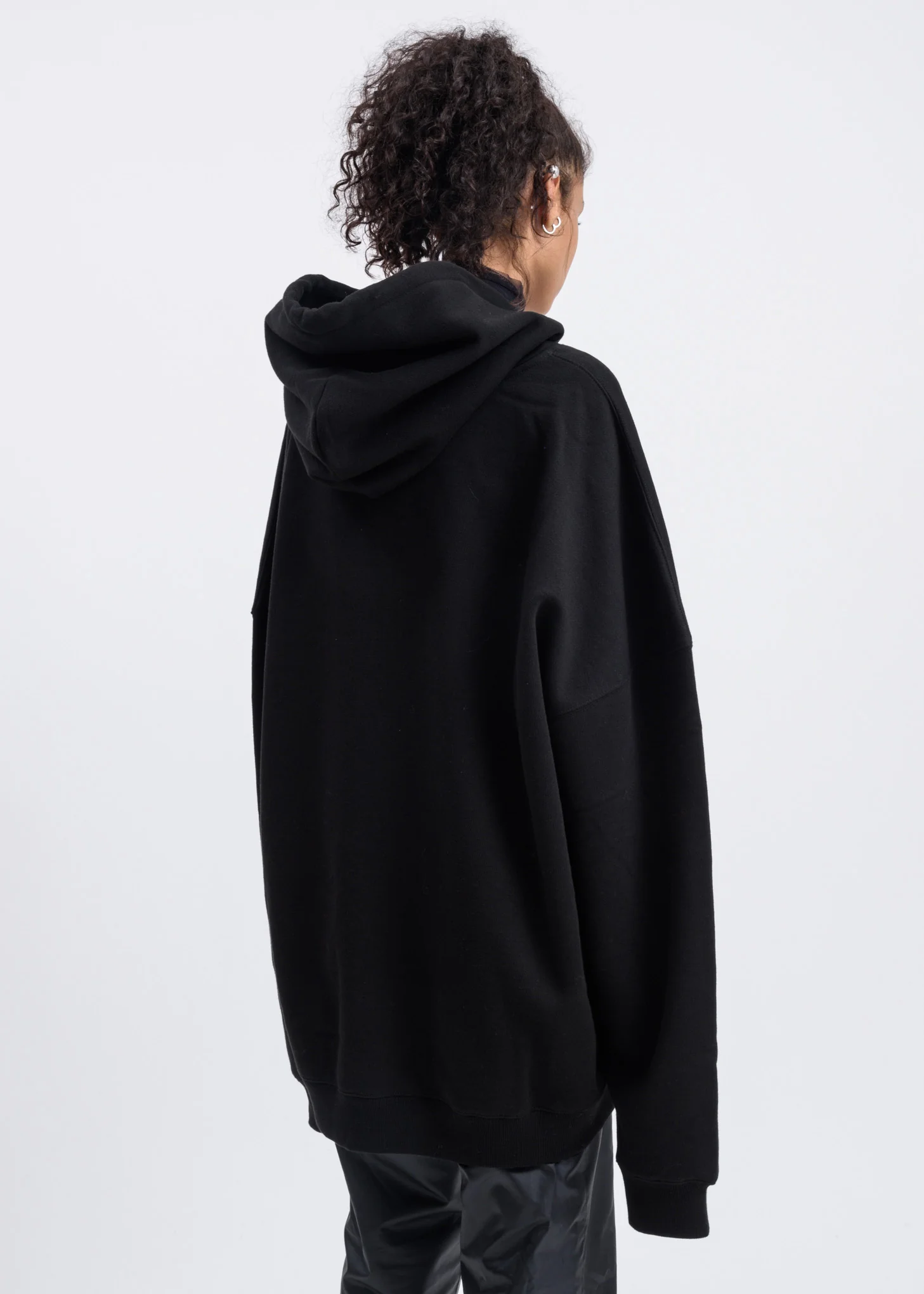 Black Wapen Logo Hoodie - Image 6