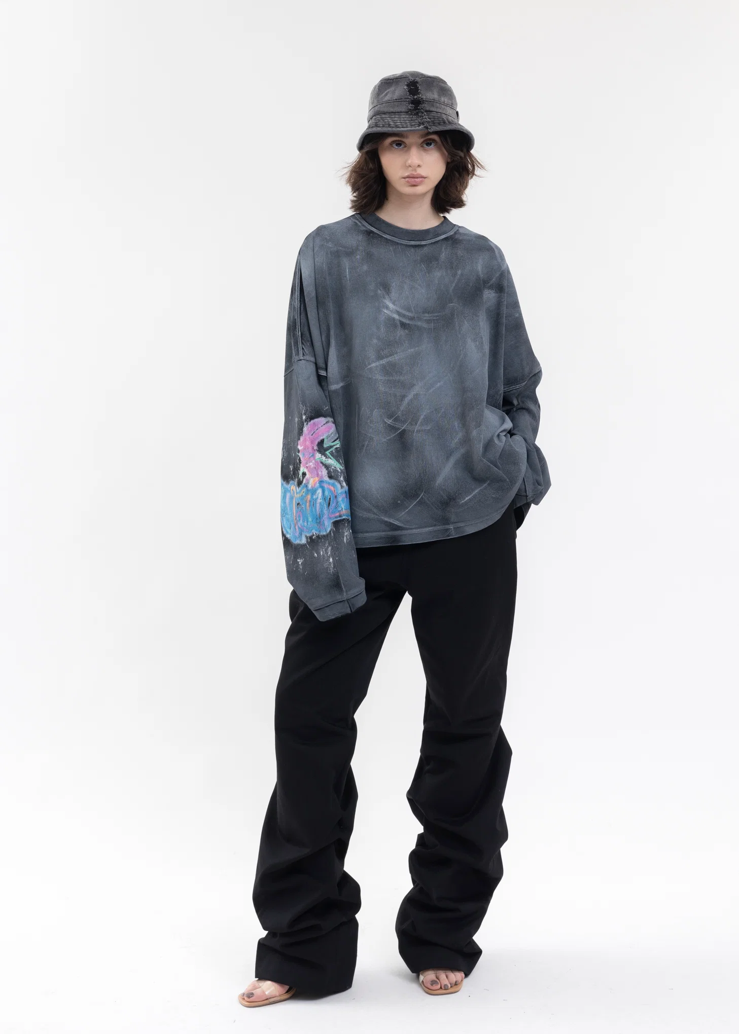 BLACK WASHED LOGO PRINT LONG-SLEEVED T-SHIRT - Image 6