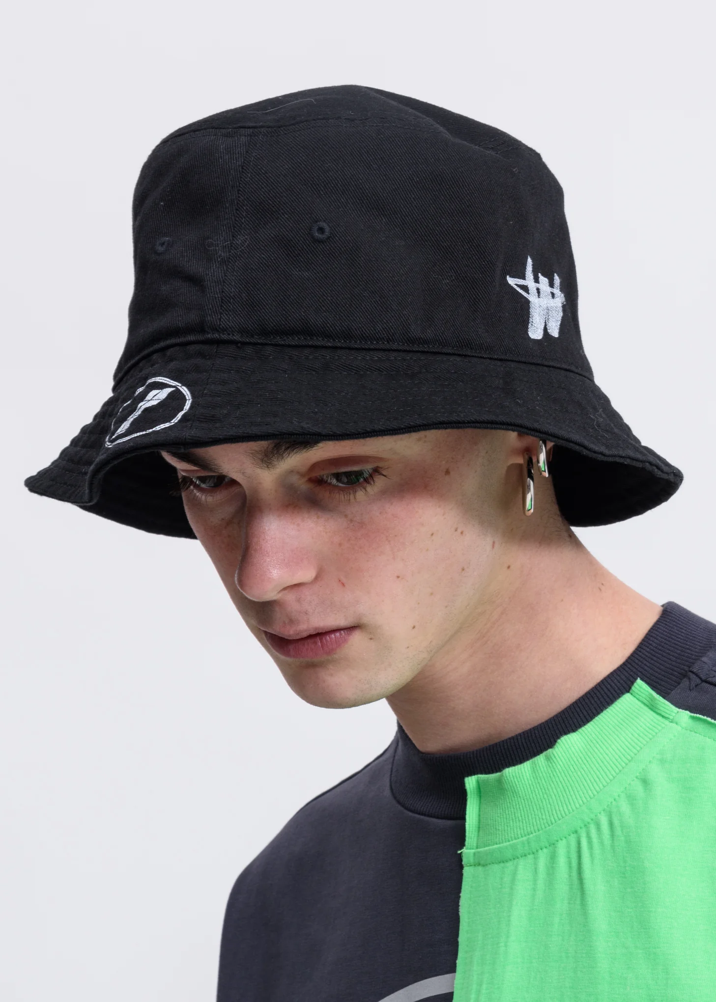 Black WD Logo Stamp Bucket Hat