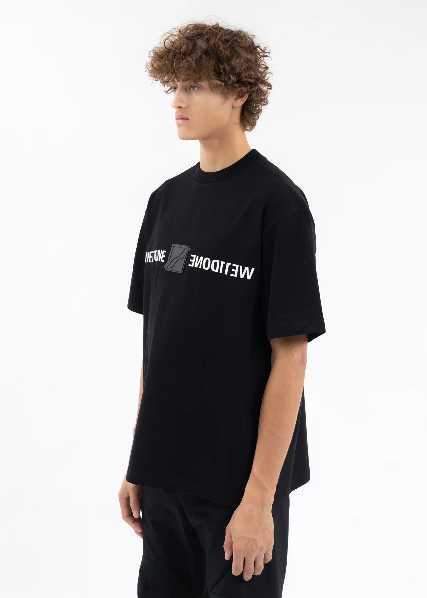 BLACK WE11DONE PATCHED MIRROR LOGO T-SHIRT - Image 3