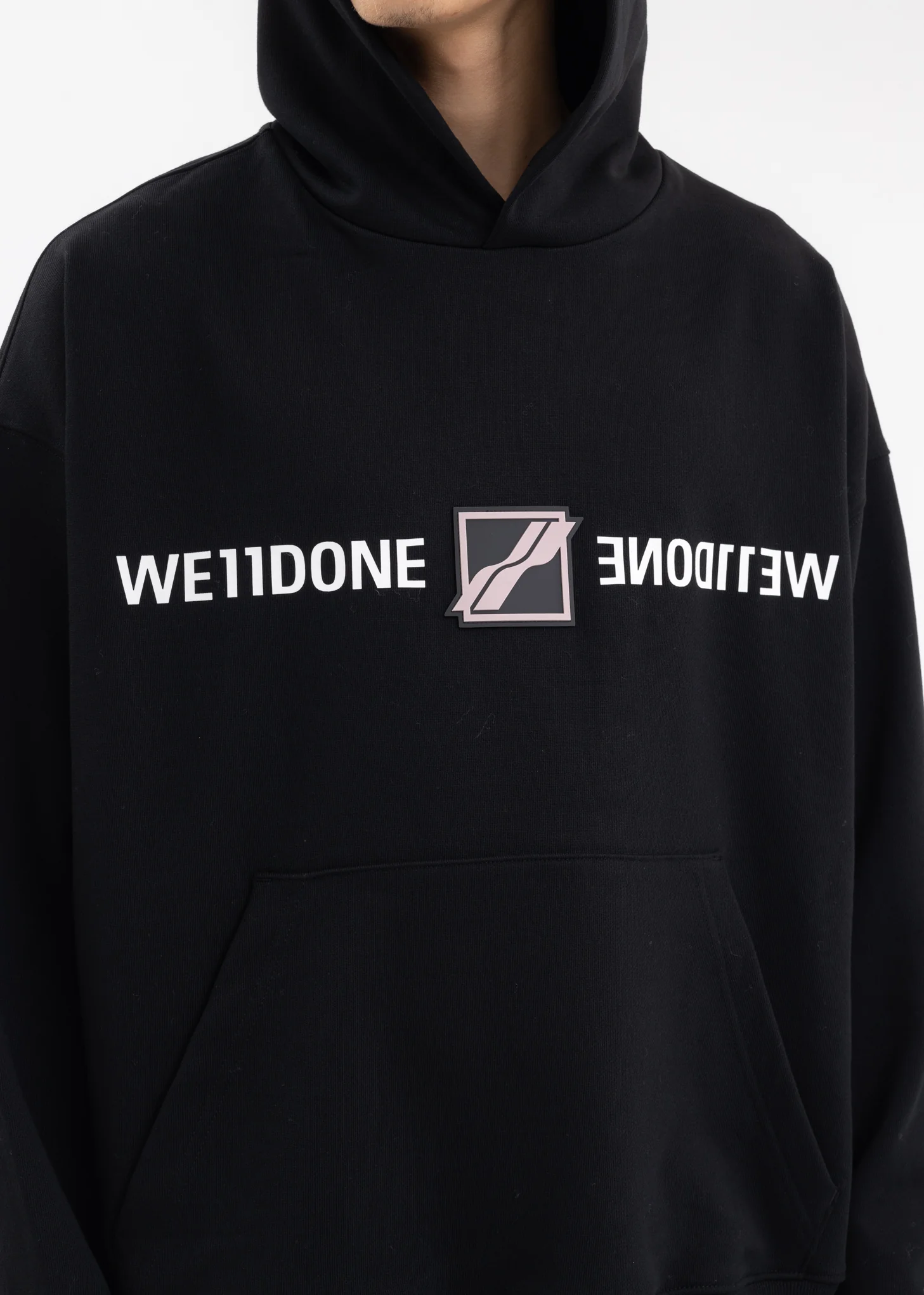 BLACK WE11DONE PATCHED MIRROR LOGO HOODIE - Image 4