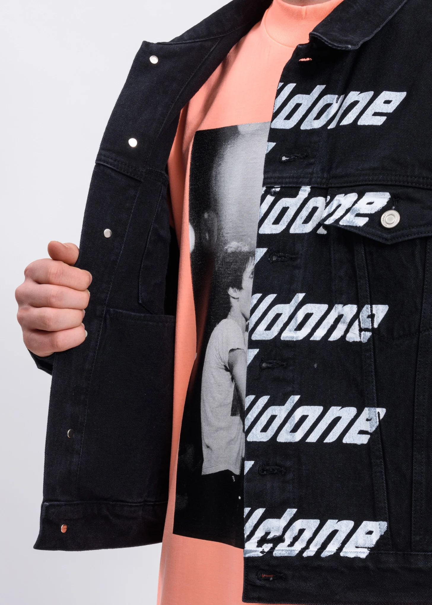 Black WELLDONE Front Logo Denim Jacket - Image 6