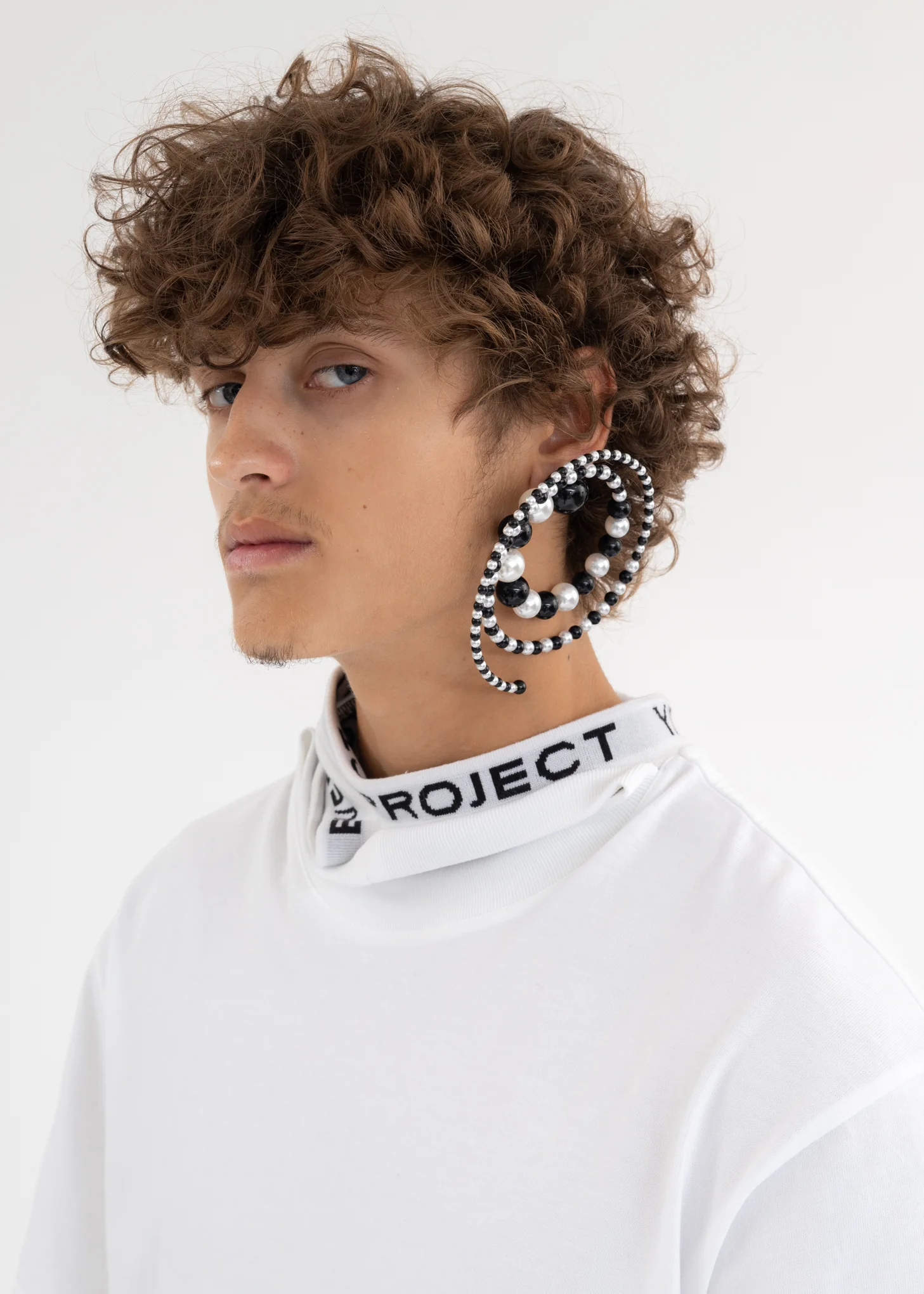 BLACK / WHITE / SILVER SPIRAL EARRING - Single - Image 5