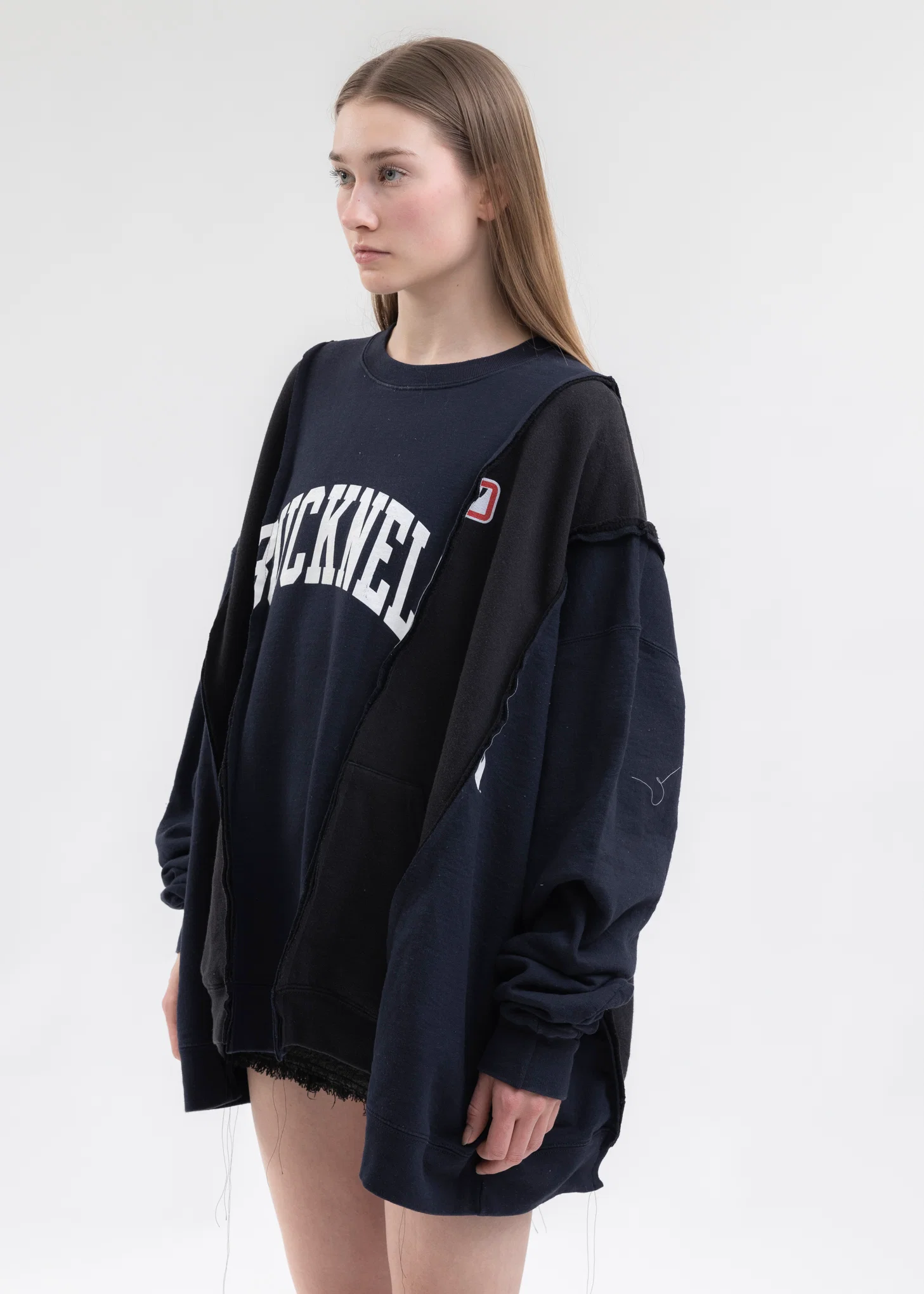 Black Wide College Sweat -Style 1 - Image 3