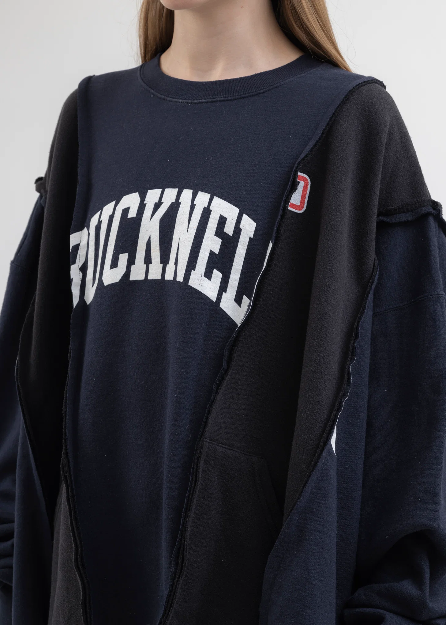 Black Wide College Sweat -Style 1 - Image 5