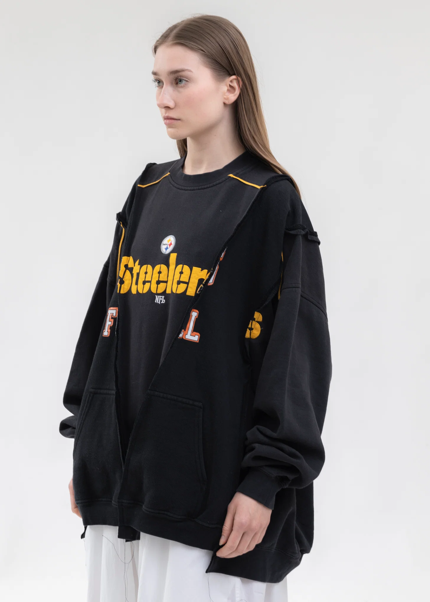 Black Wide College Sweat -Style 3 - Image 3