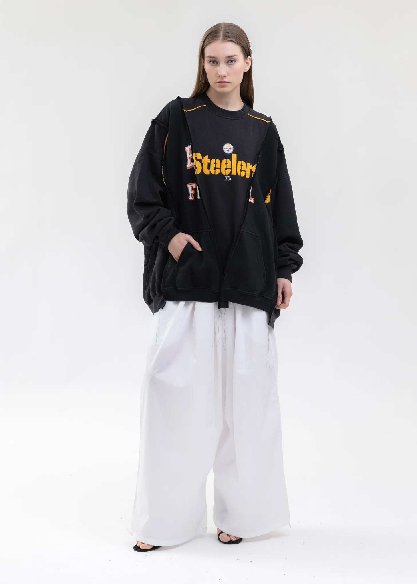 Black Wide College Sweat -Style 3 - Image 5