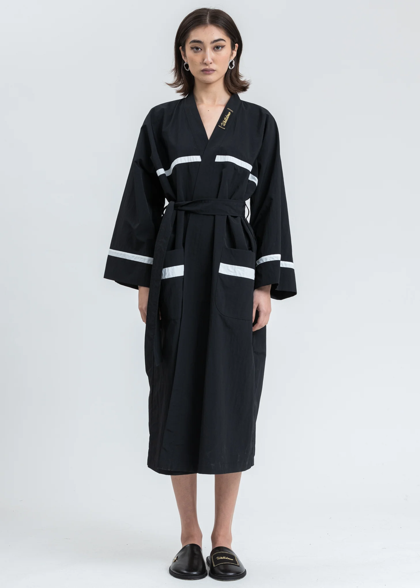 Black Wide Sleeves Night Gown
