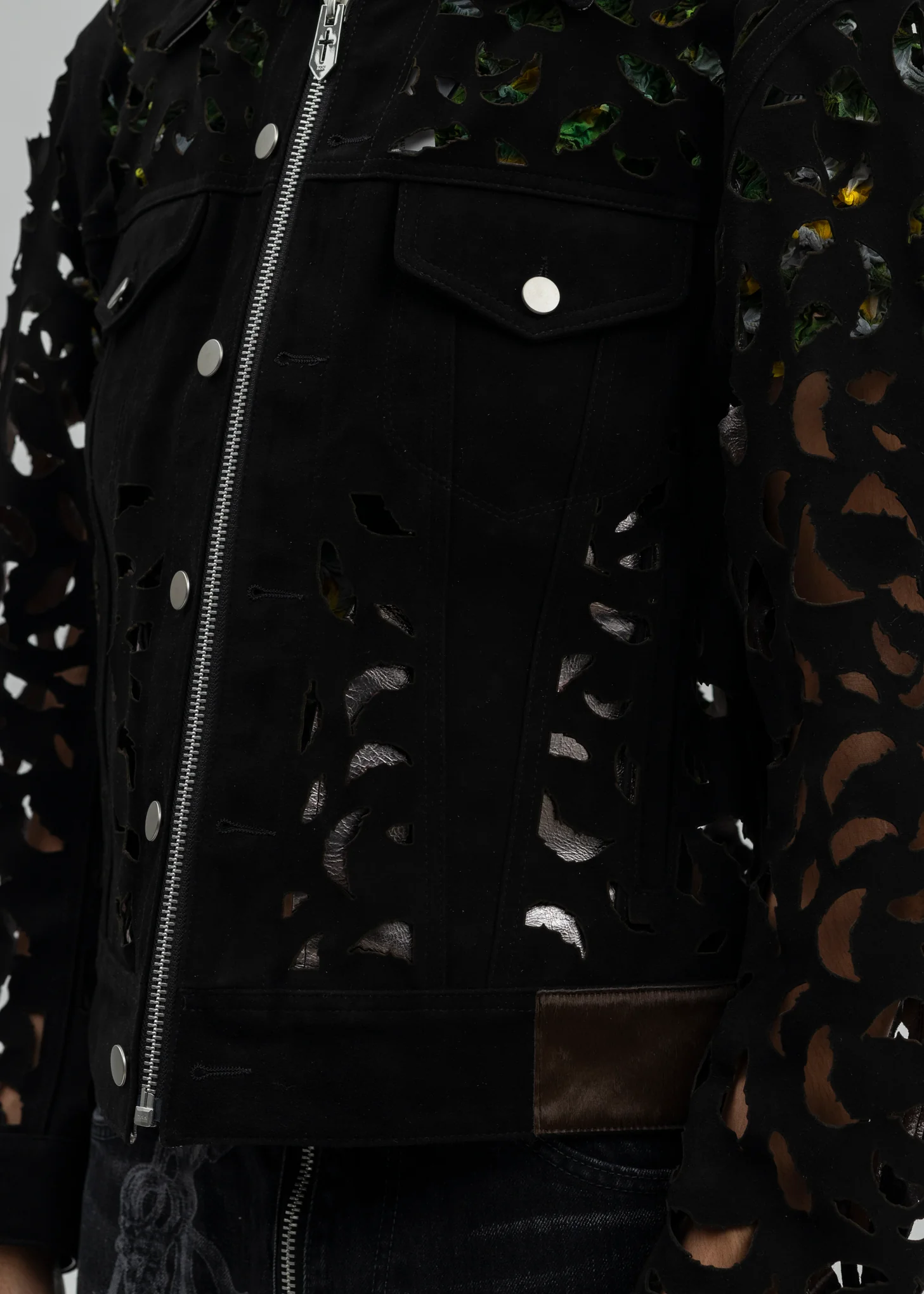 BLACK WING-CUT LEATHER TRUCKER JACKET - Image 4