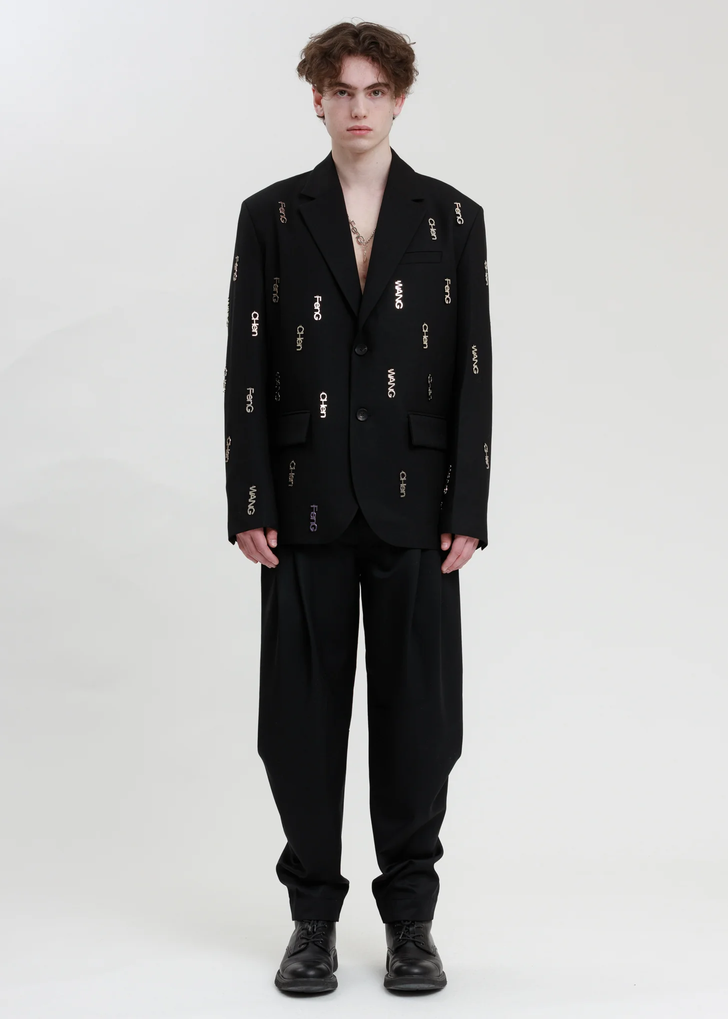 Black with Metal Logo Plate Blazer - Image 5