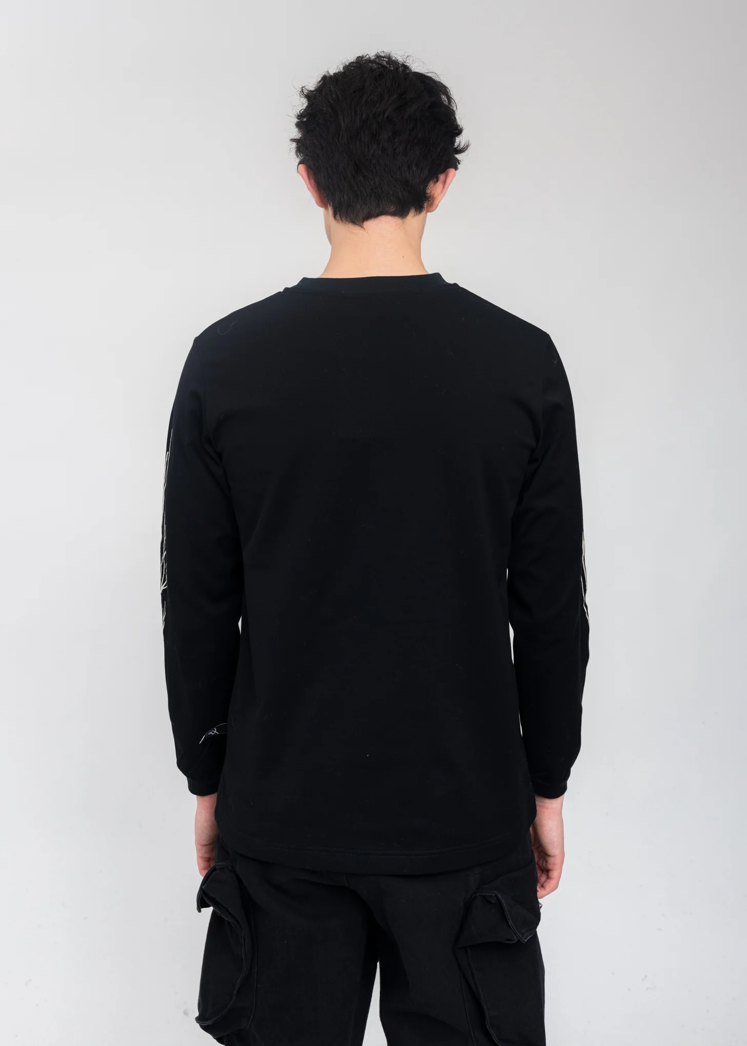 Black Wood Long Sleeves - Image 4