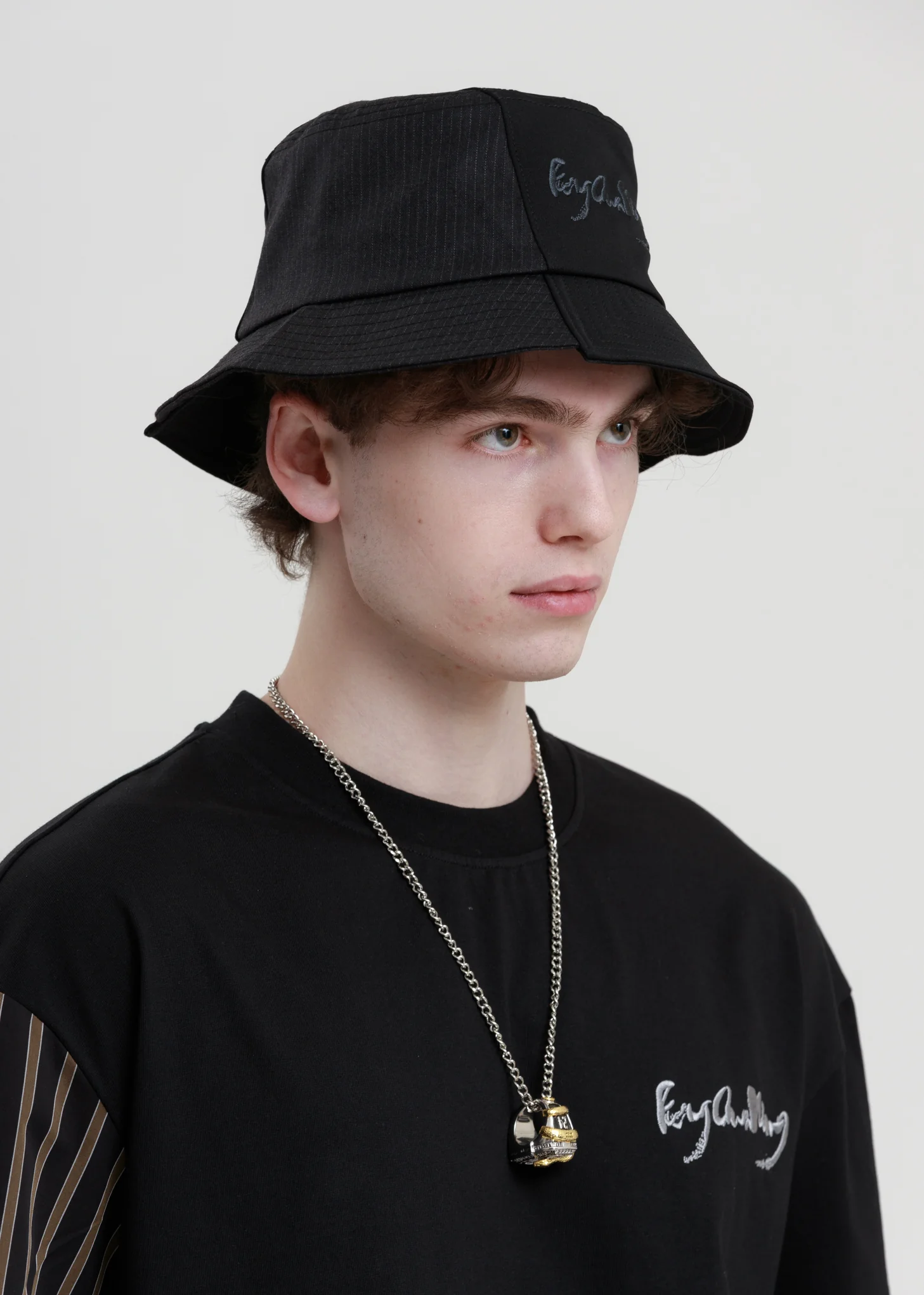 Black Woven Bucket Hat - Image 2