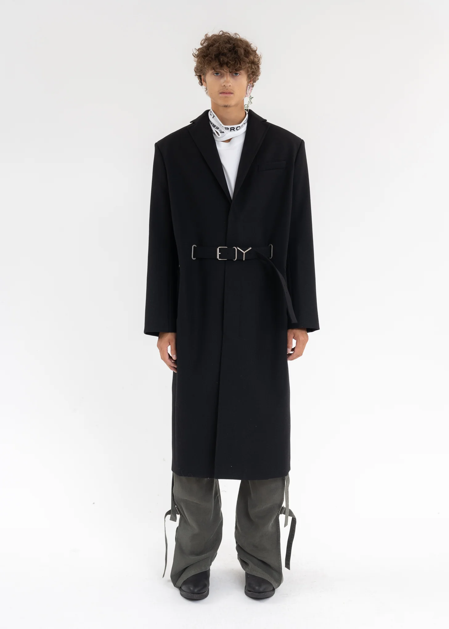 BLACK Y BELT COAT - Image 3
