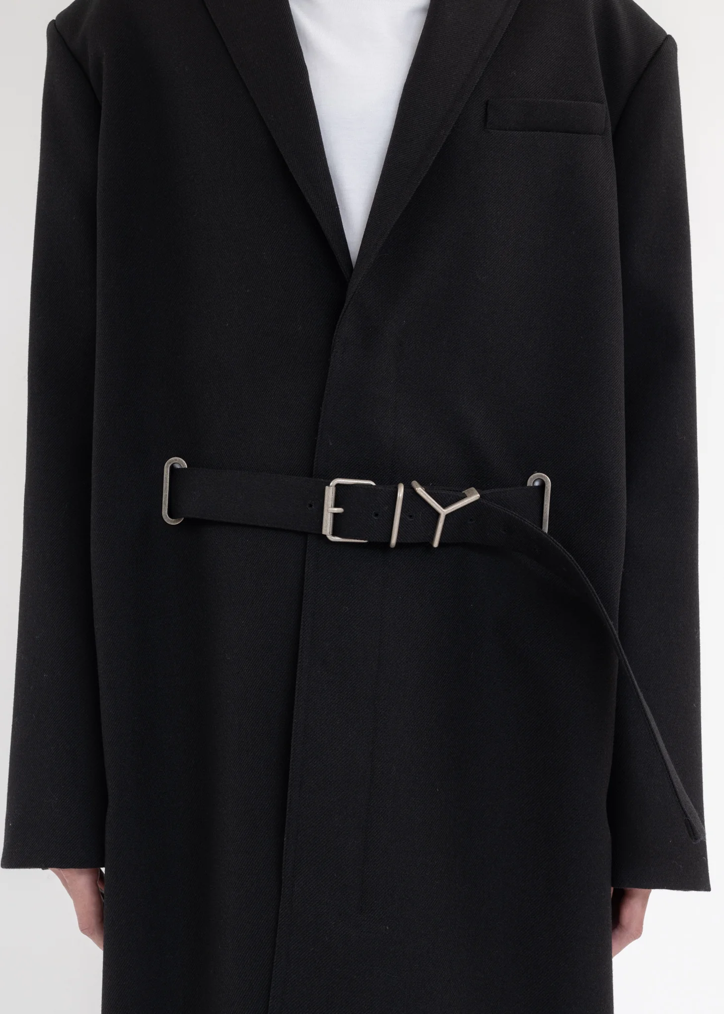 BLACK Y BELT COAT - Image 4