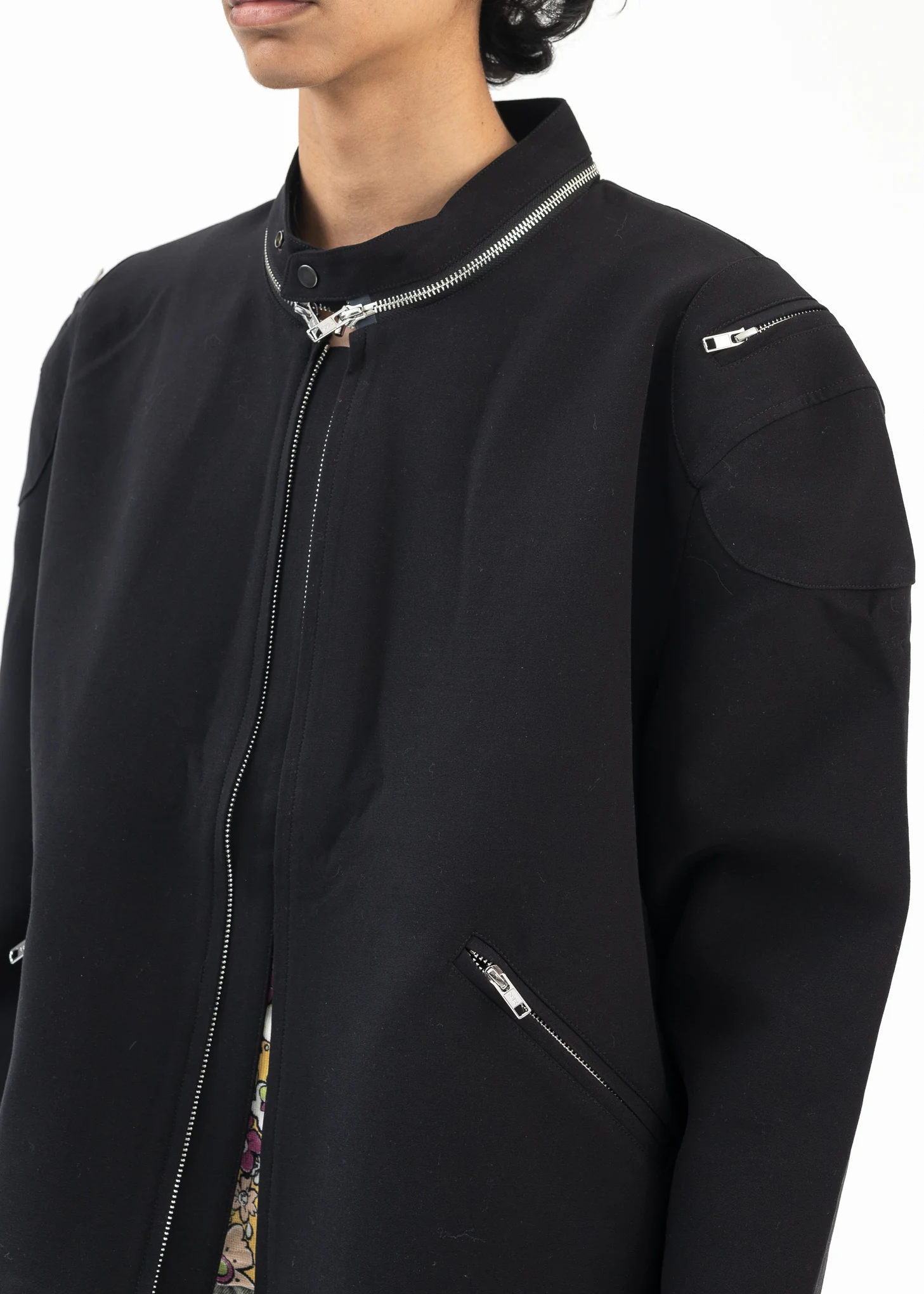 BLACK ZIPPER JACKET - Image 4