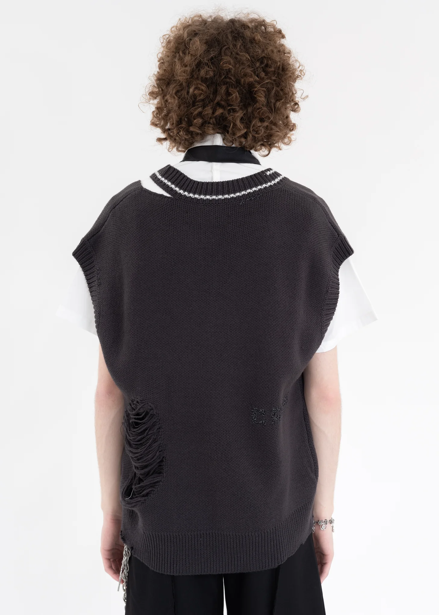 Black Distressed V-Neck Sleeveless Knit Ves - Image 2