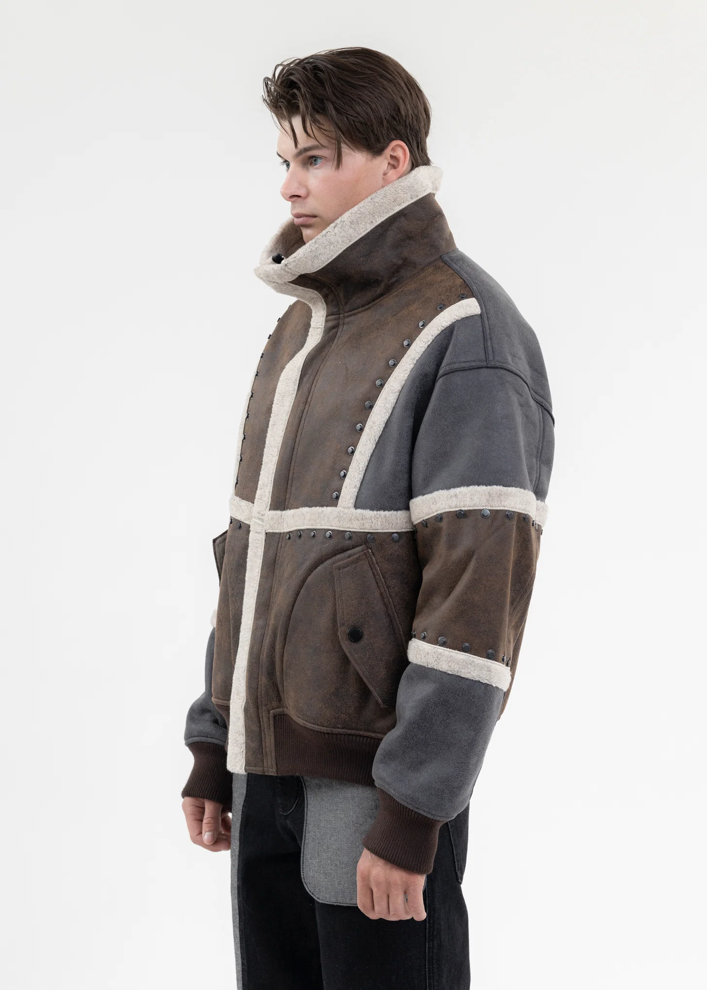 BLACK DOUBLE SIDED SHERPA JACKET - Image 3