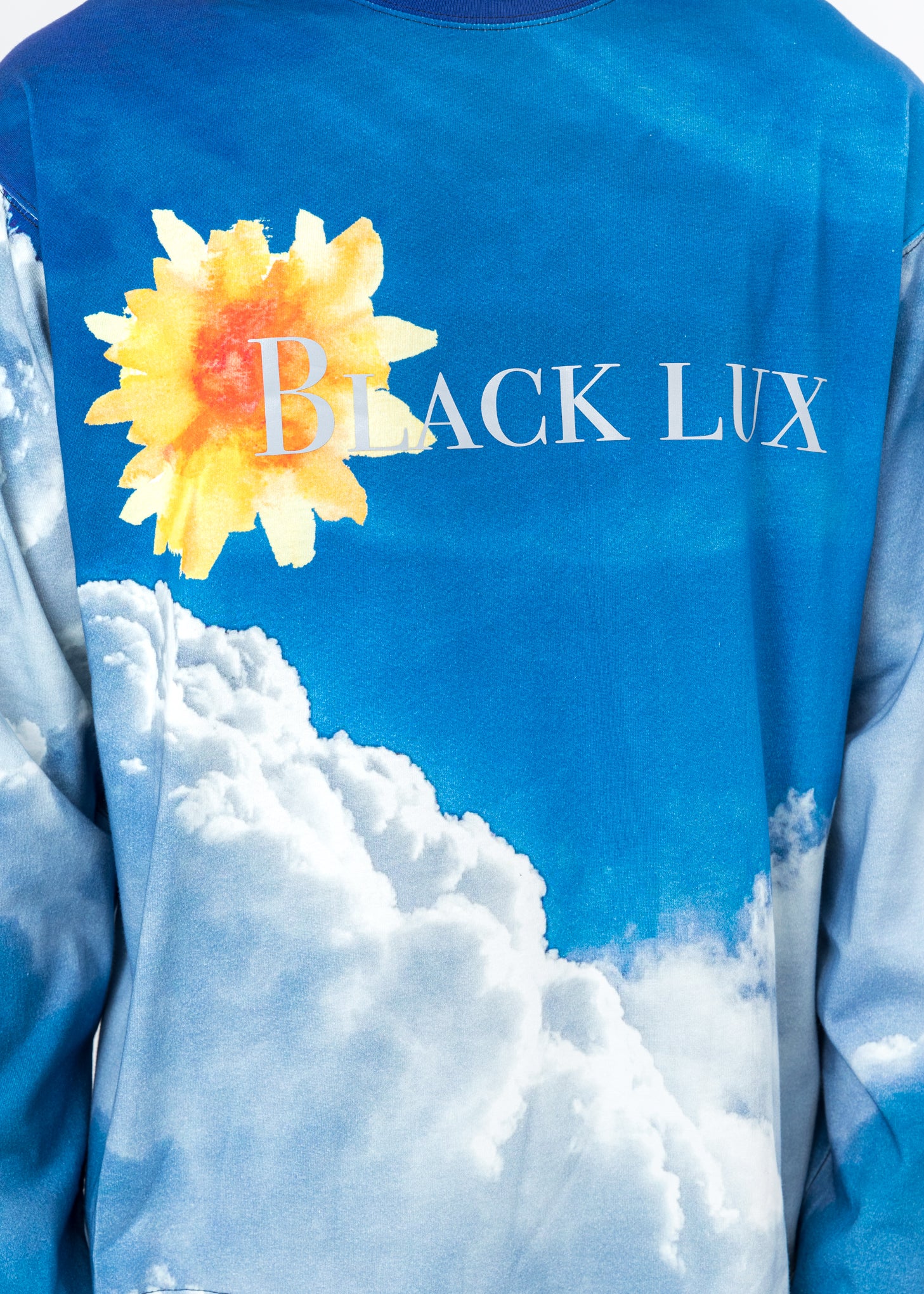 Blue Cloud Print Long Sleeves - Image 5