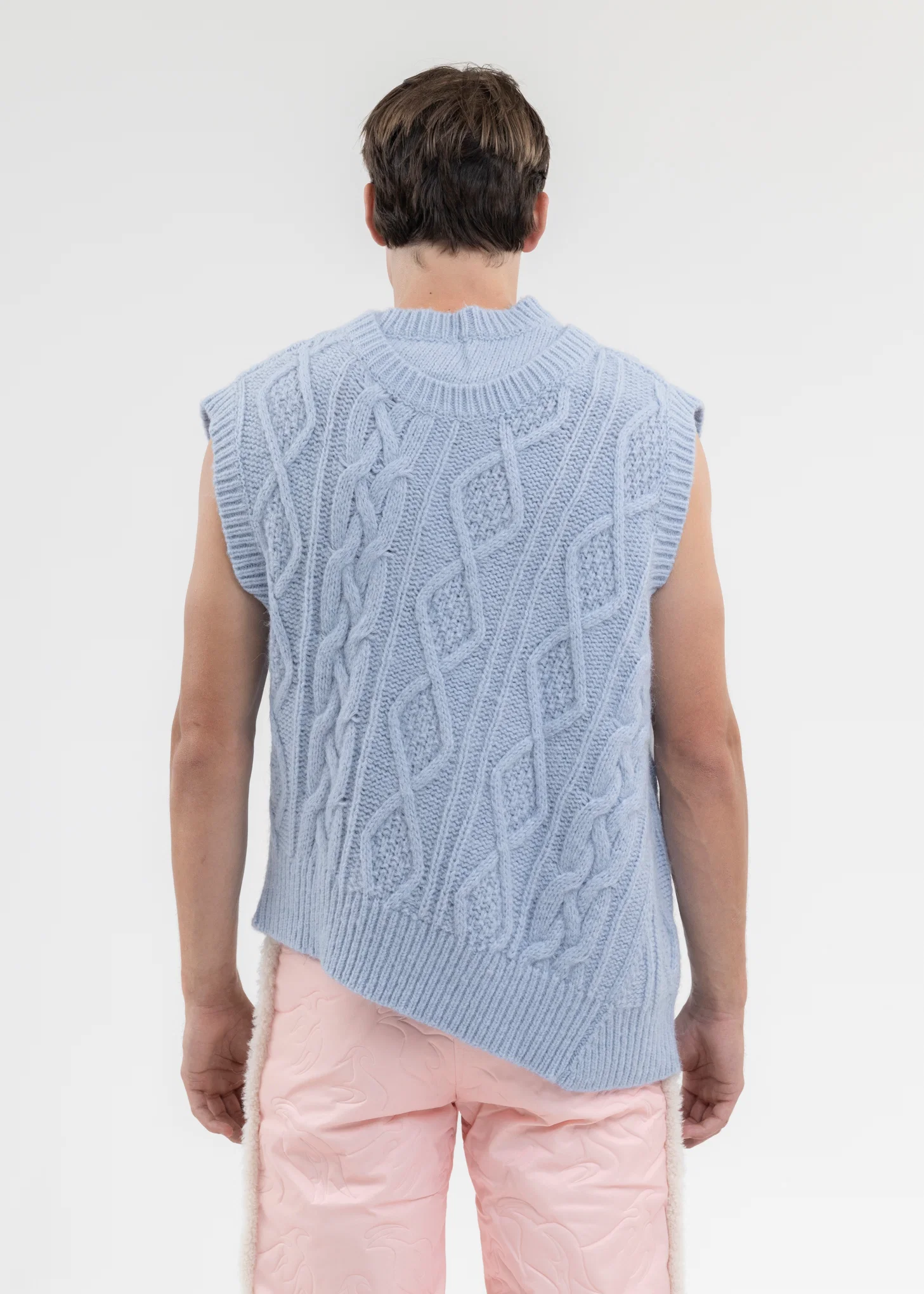BLUE DOUBLE-COLLAR CABLE KNIT VEST - Image 2