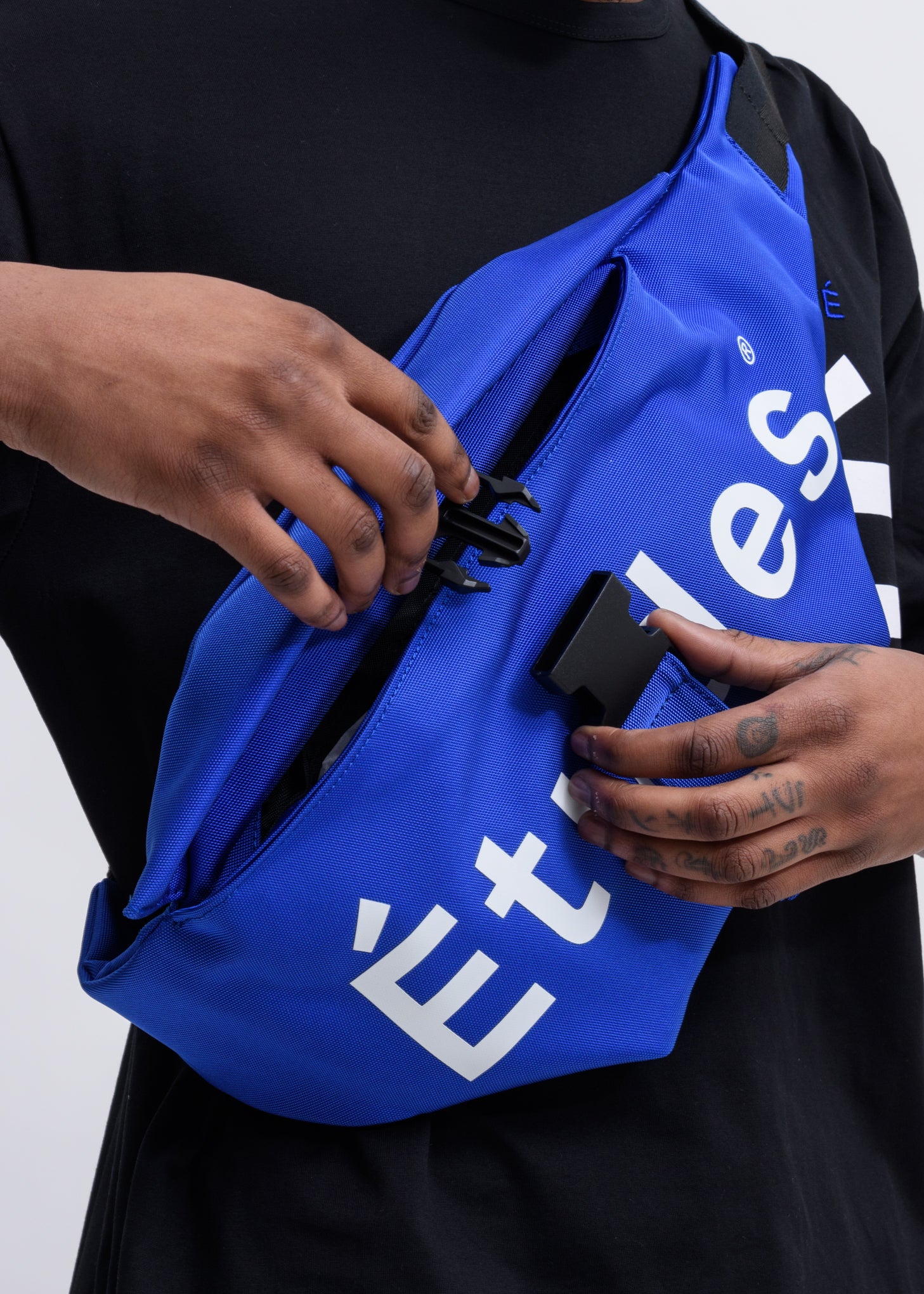 Blue Etudes Sunday Bag - Image 4