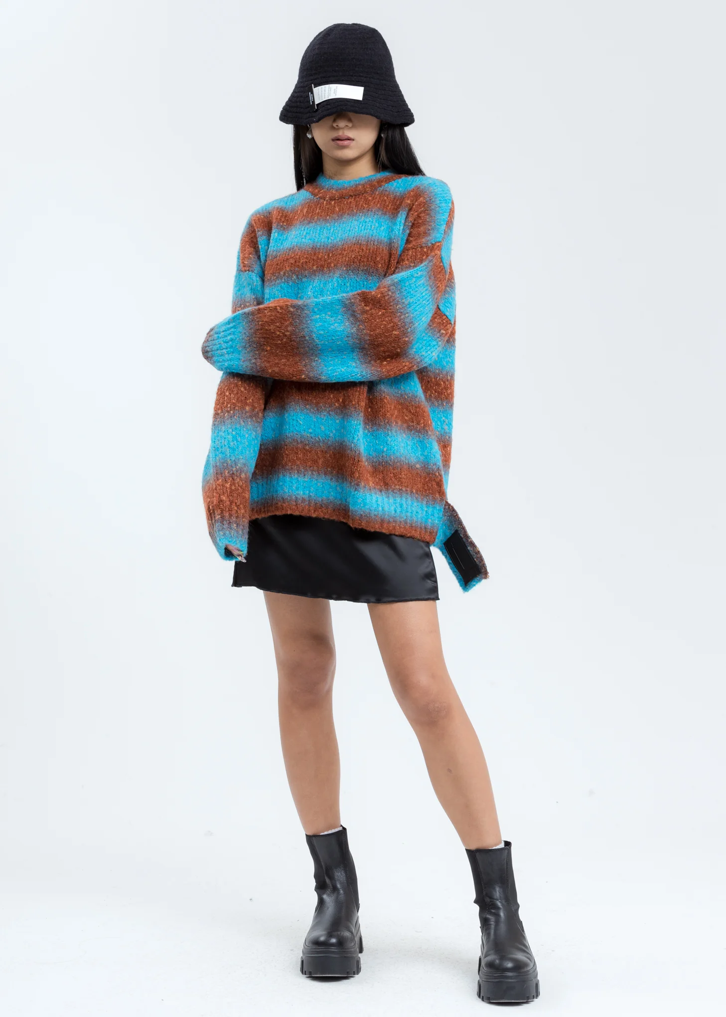Blue Gradation Stripe Knit Sweater - Image 5