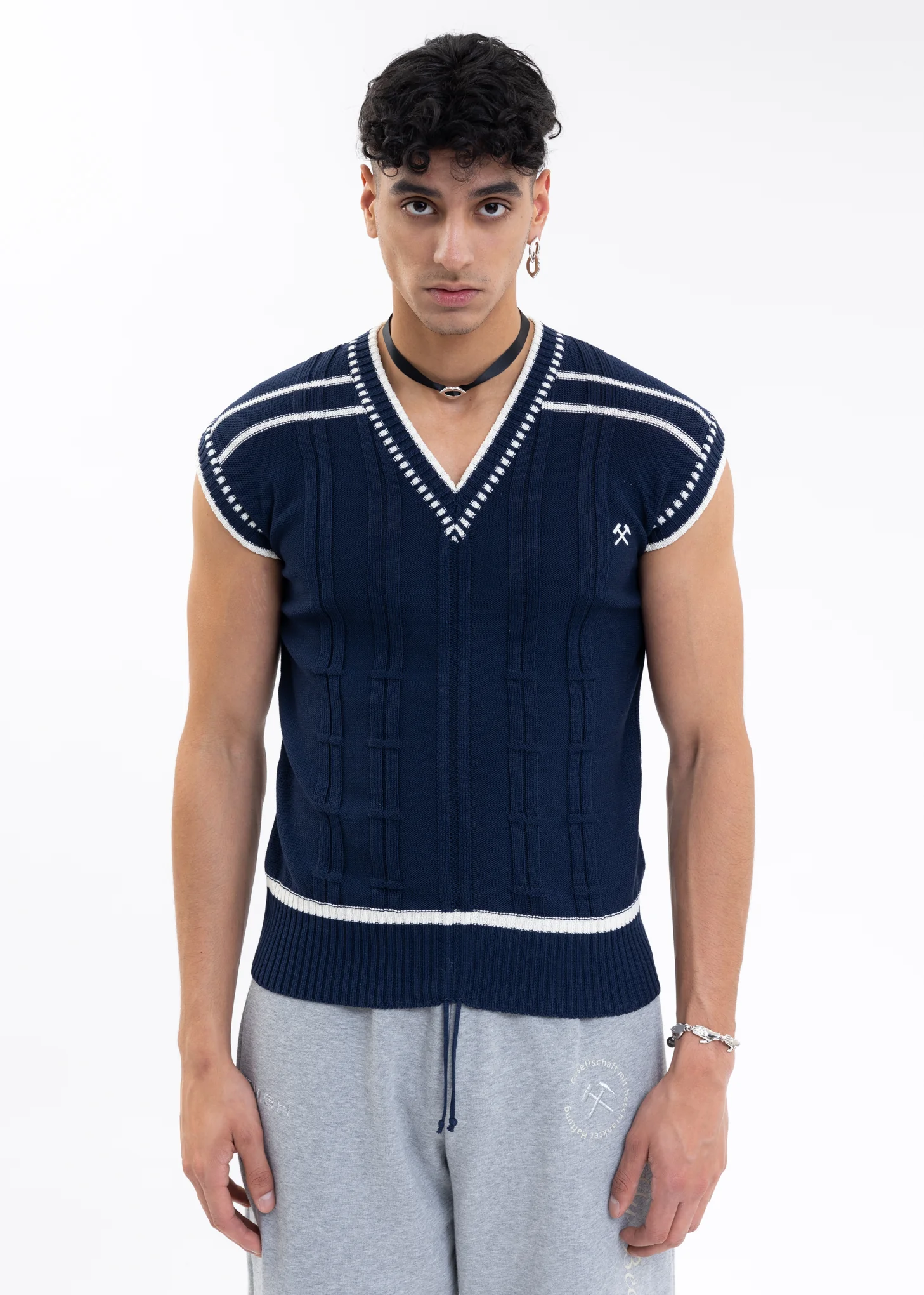 BLUE Knitted COLOR-BLOCKED INTARSIA JUMPER - Image 2
