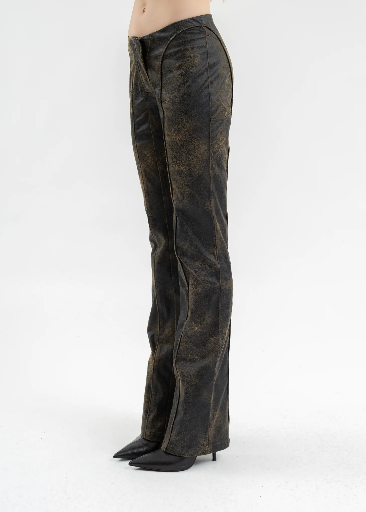 BROWN VEGAN LEATHER FLARED TROUSERS - Image 3