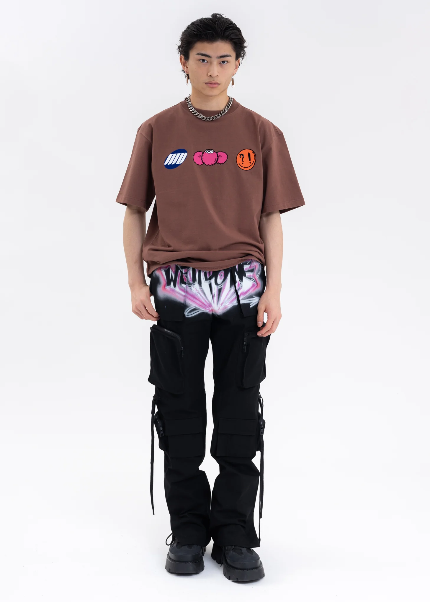 BROWN WE11DONE CHARACTER LOGO T-SHIRT - Image 5