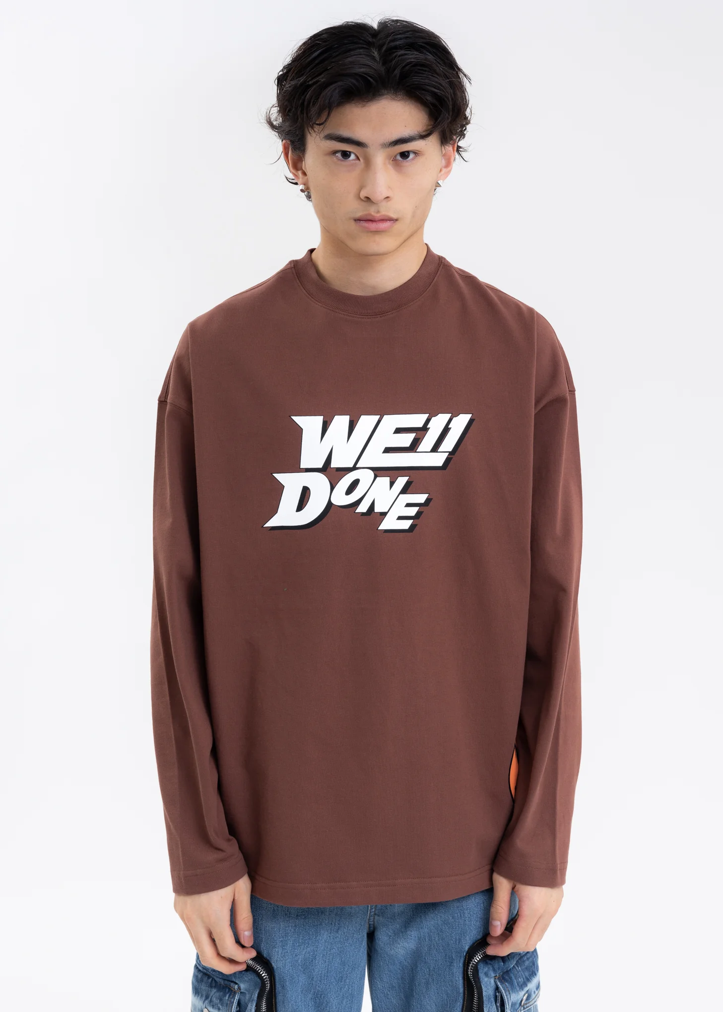 BROWN WE11DONE SIMPLE LOGO LONG-SLEEVED T-SHIRT