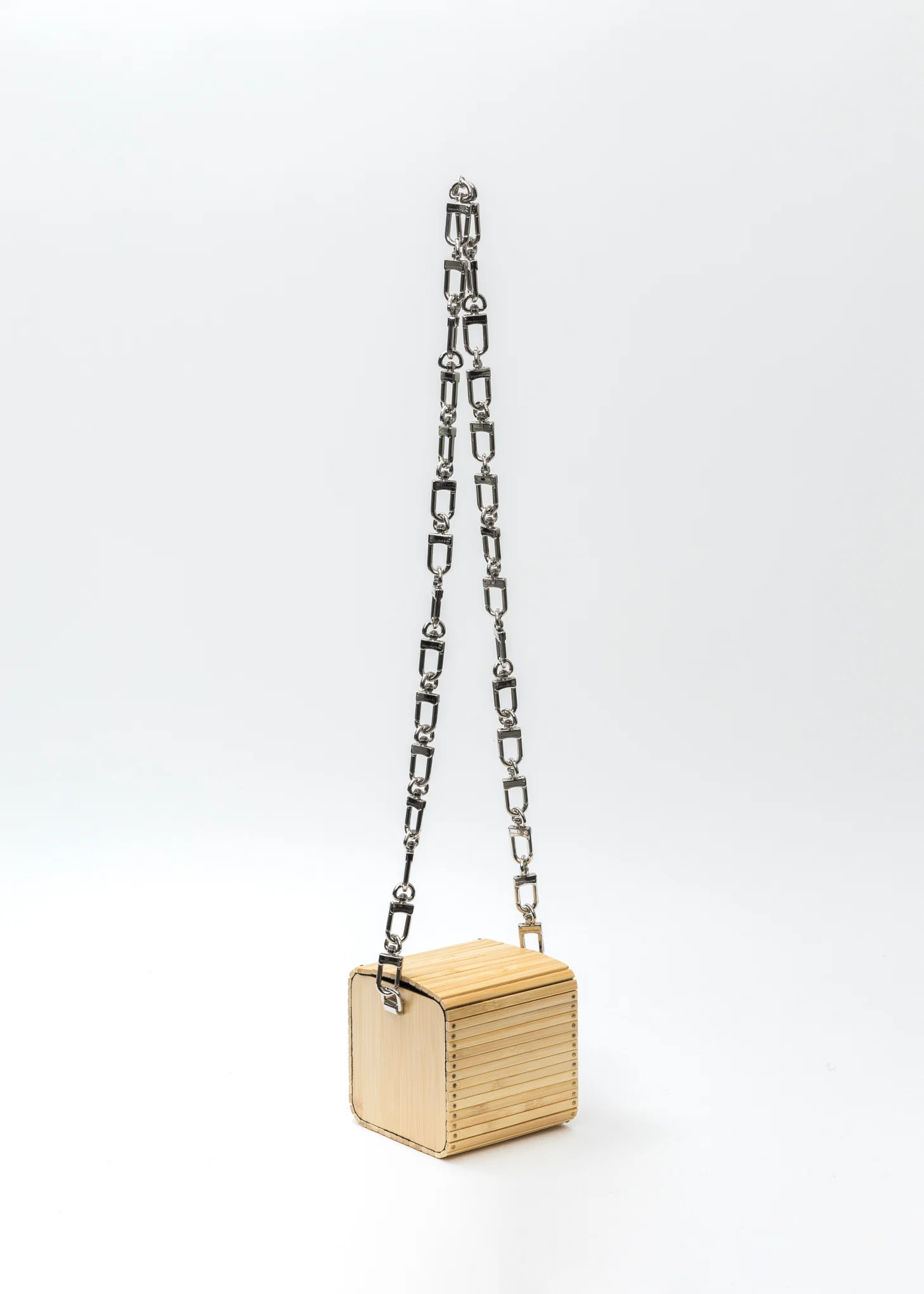 BUCKLE CHAIN SQUARE BAMBOO BAG - Image 5
