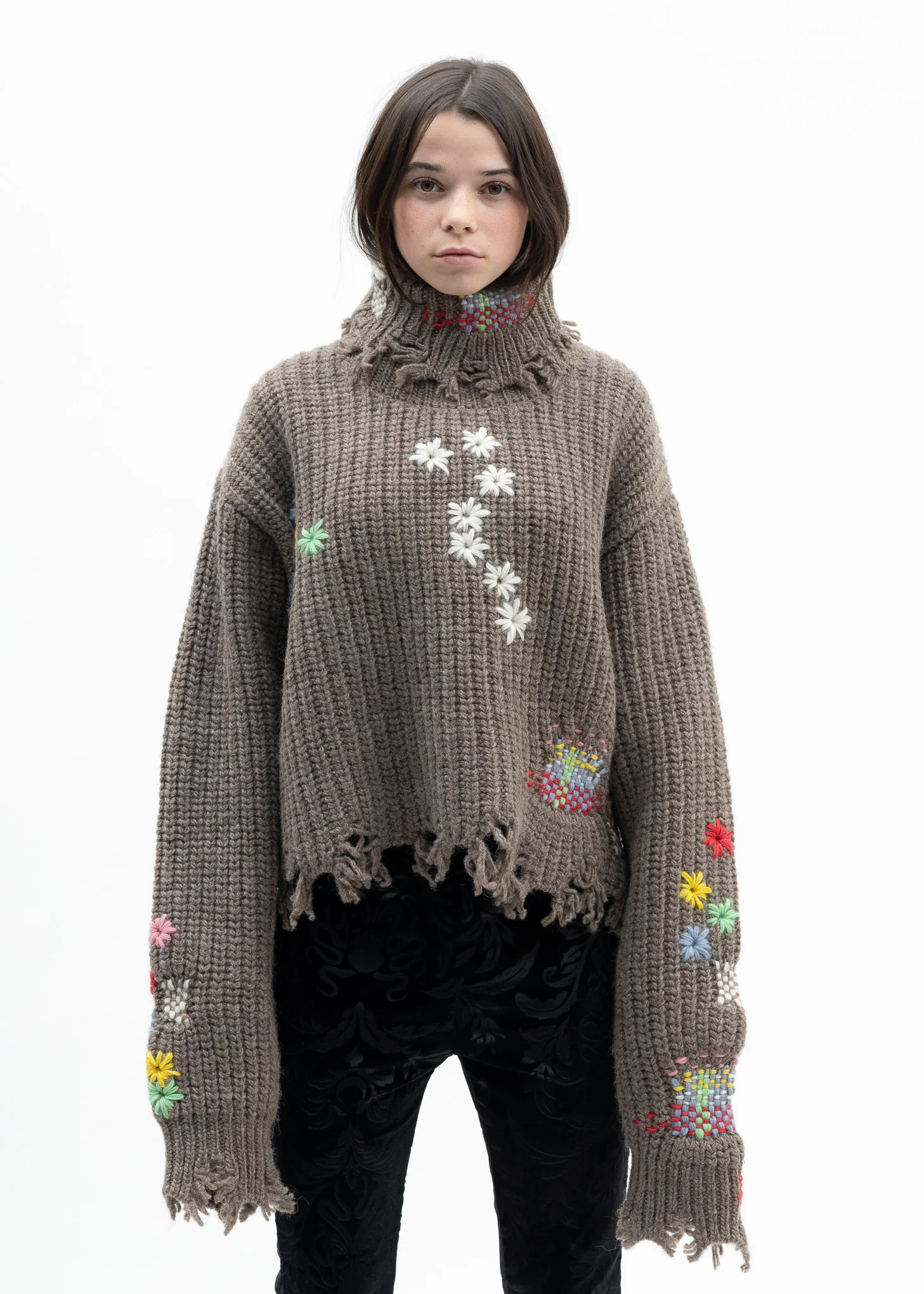 CAMEL DARNING CUT OFF KNIT PULLOVER