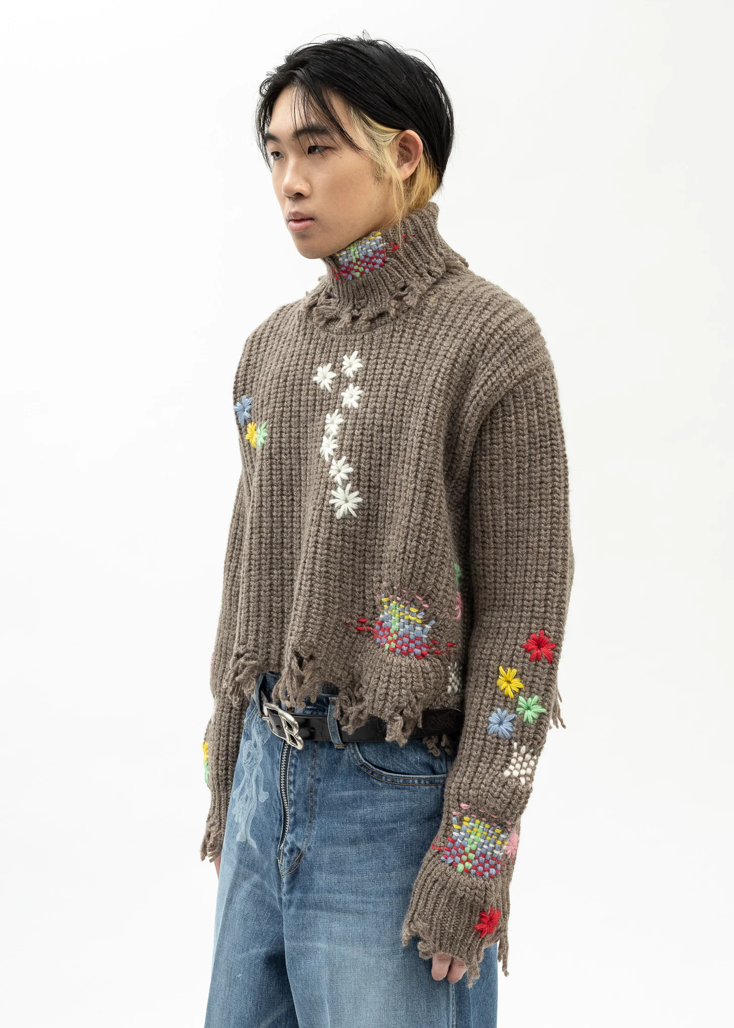 CAMEL DARNING CUT OFF KNIT PULLOVER - Image 3