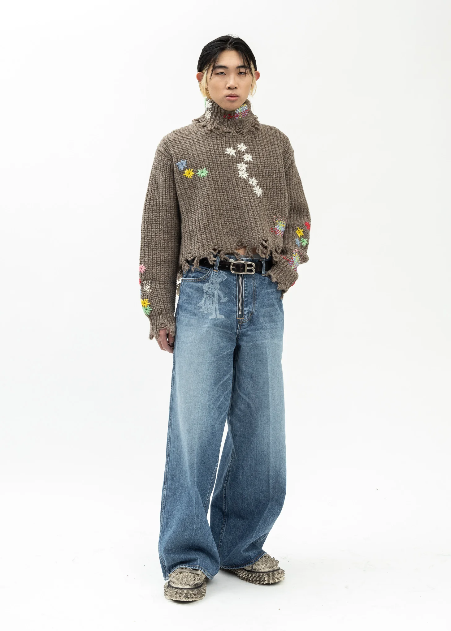 CAMEL DARNING CUT OFF KNIT PULLOVER - Image 5