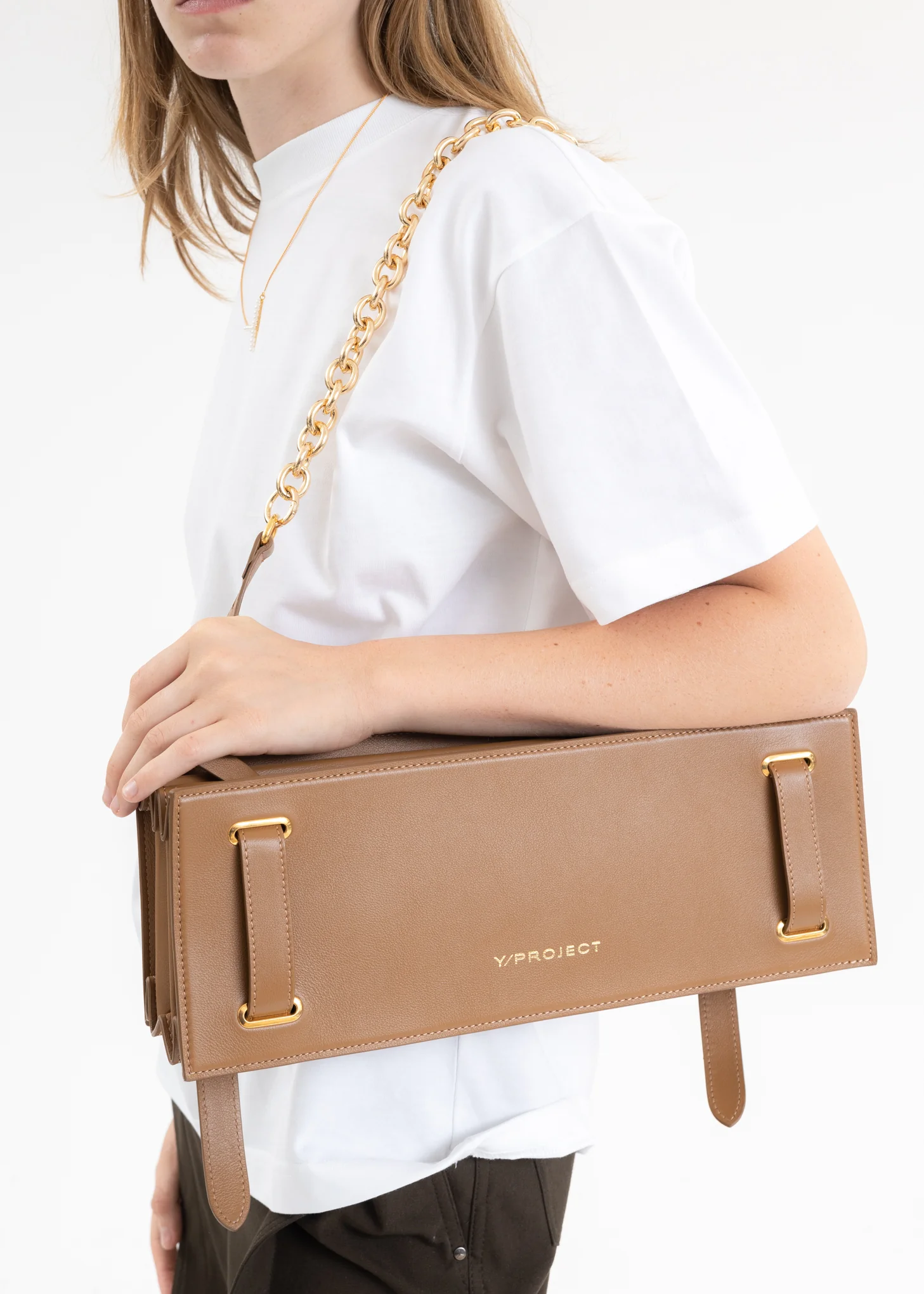CARAMEL ACCORDION BAG WITH CHAIN - Image 2