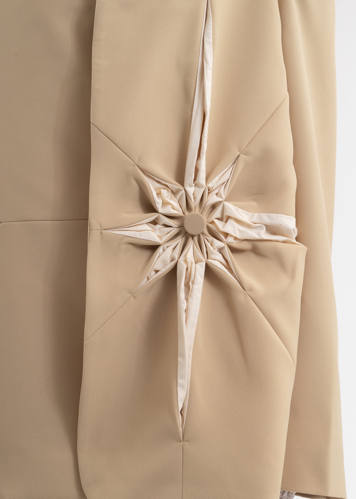 CARAMEL ORIGAMI FLOWER BLAZER - Image 4