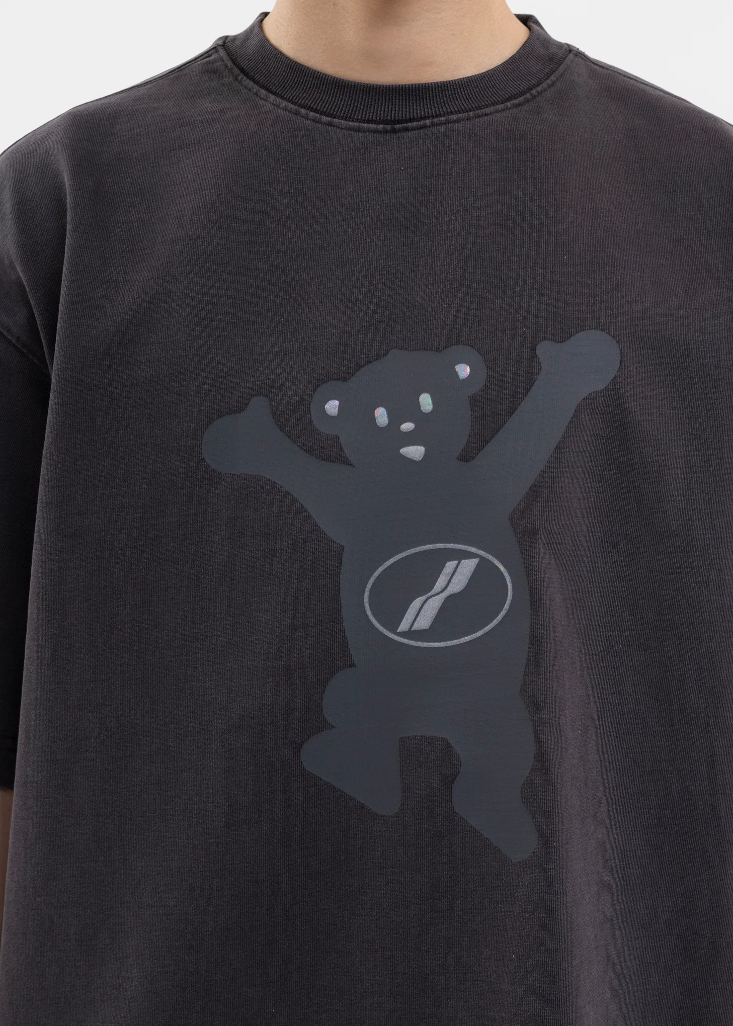 CHARCOAL TEDDY LOGO T-SHIRT - Image 5