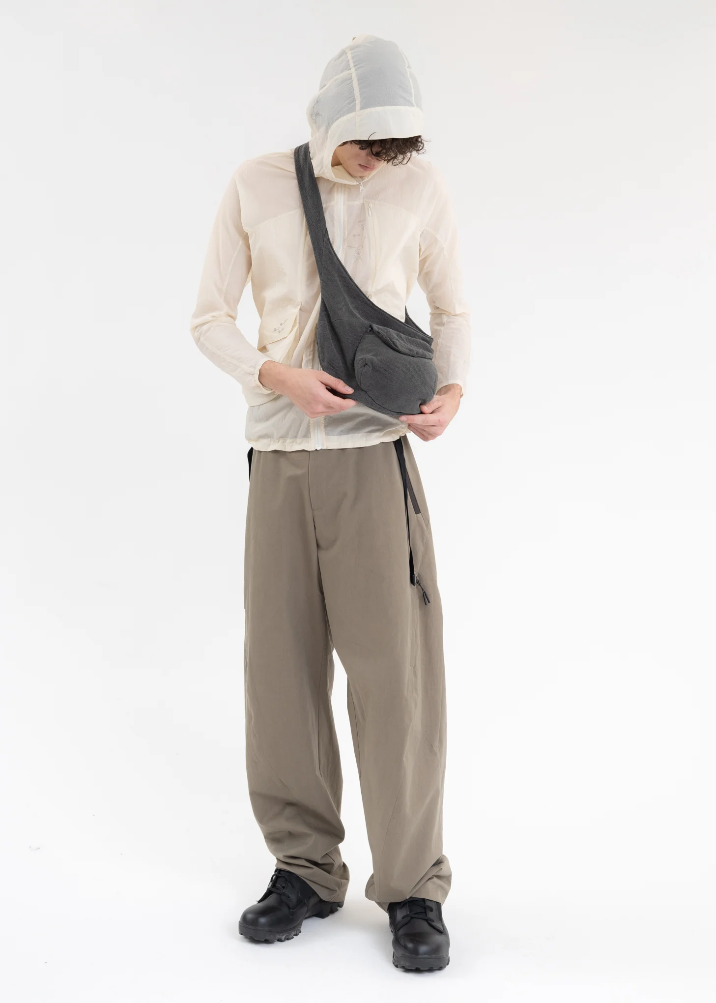 CHARCOAL VENTED TROUSER - Image 5