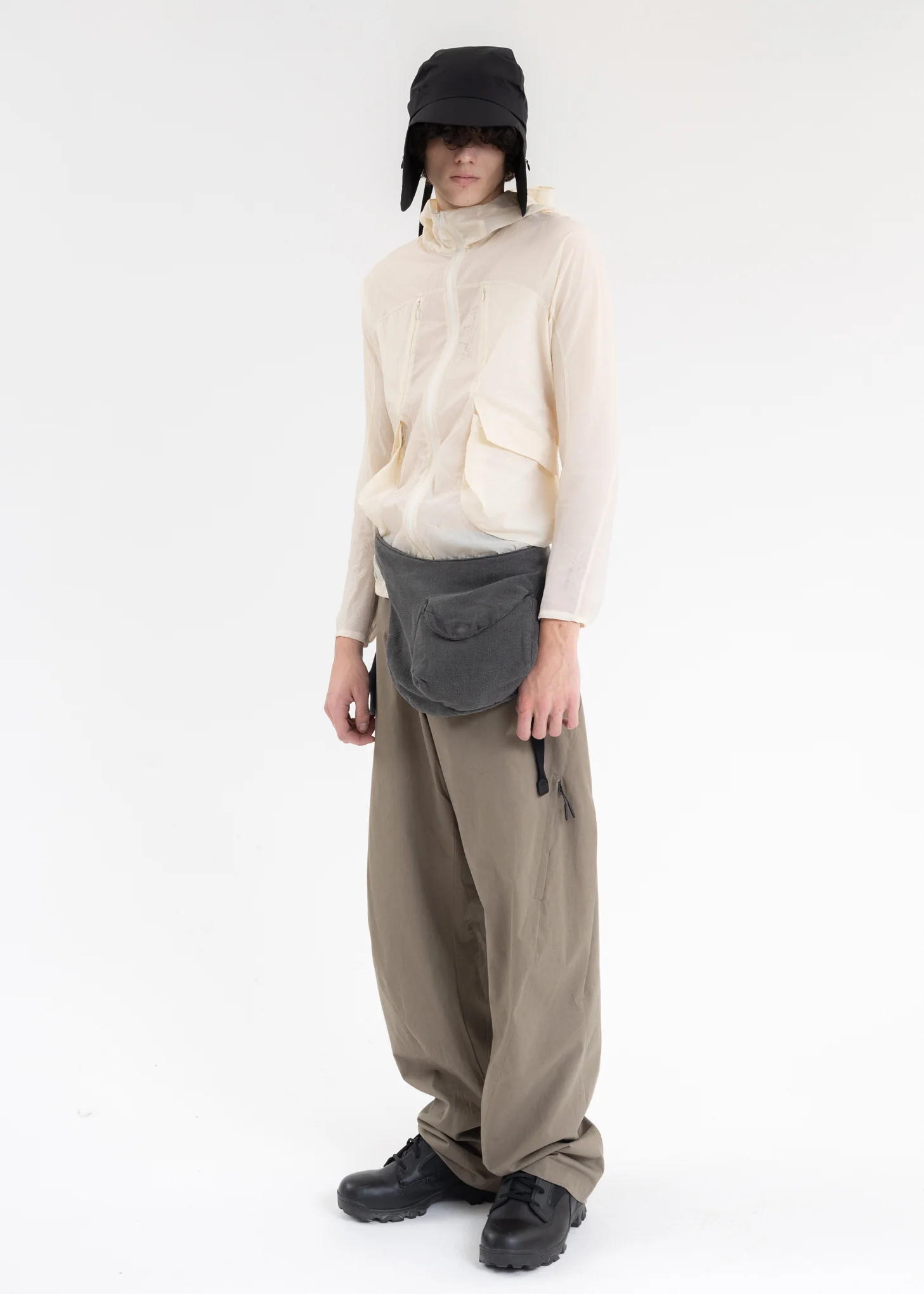 CHARCOAL VENTED TROUSER - Image 6