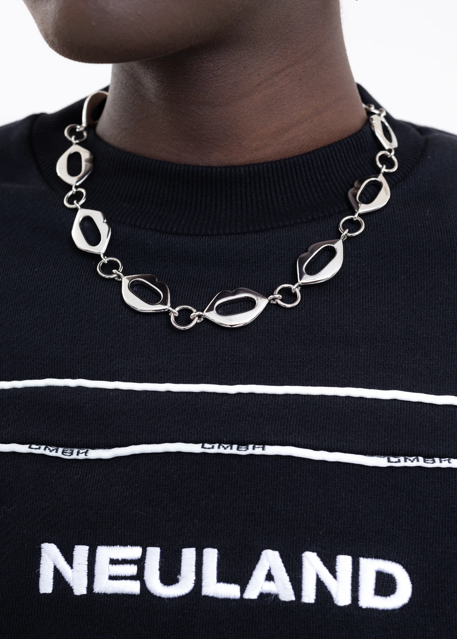 CHOKER W SILVER LIPS - Image 2