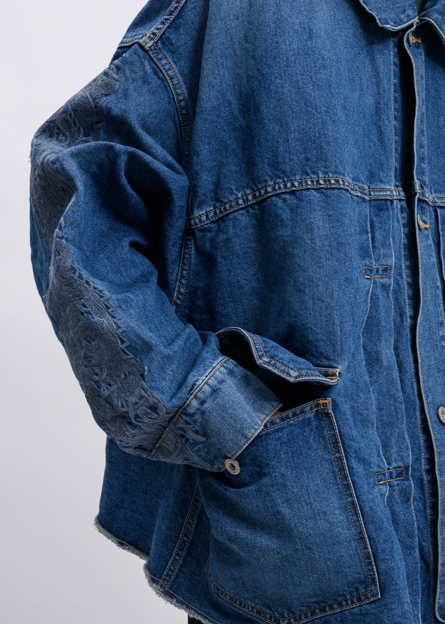 Blue Chaos Embroidery Hemp Denim Jacket - Image 4