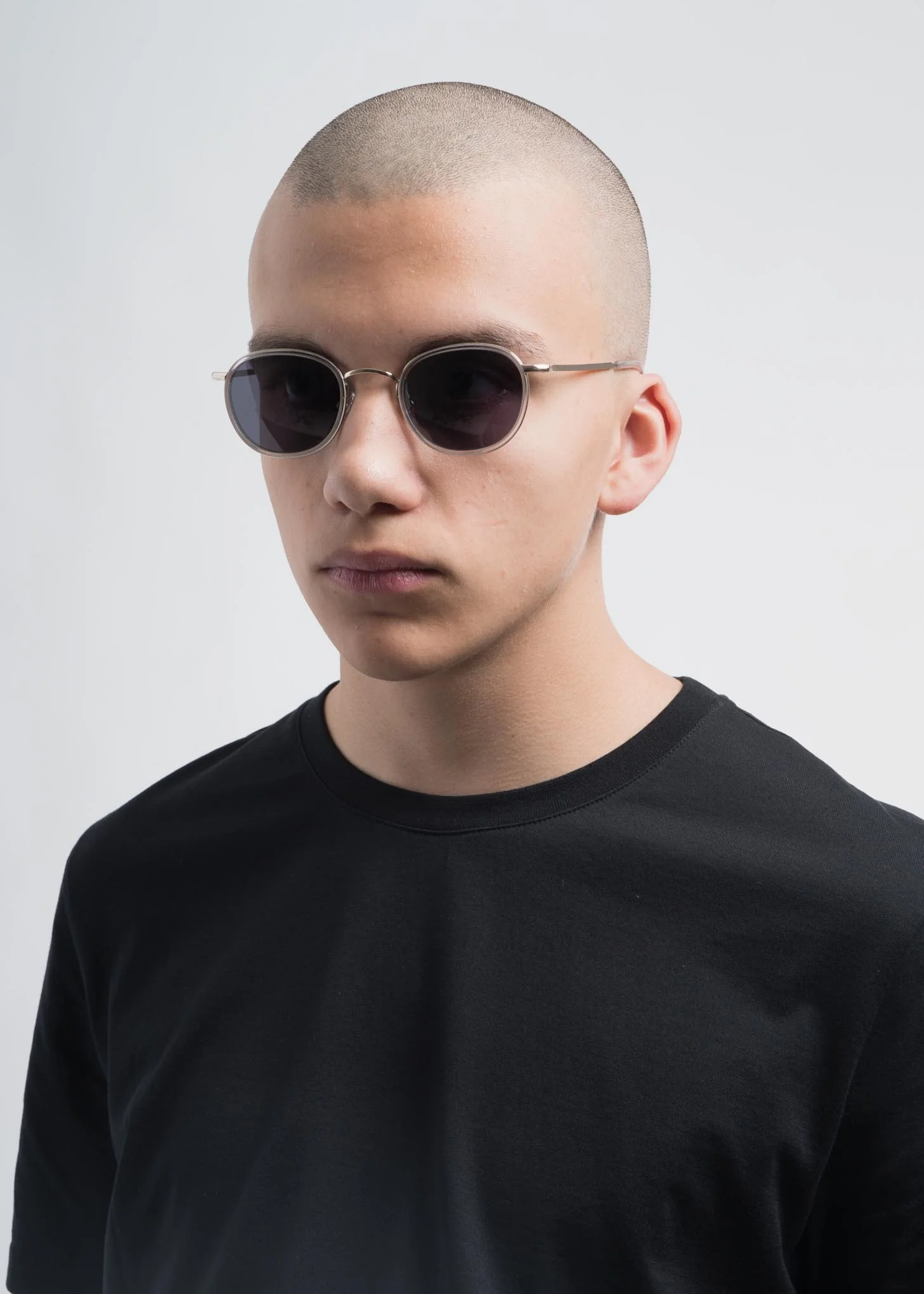 Gold and Black Japon Sunglasses - Image 3
