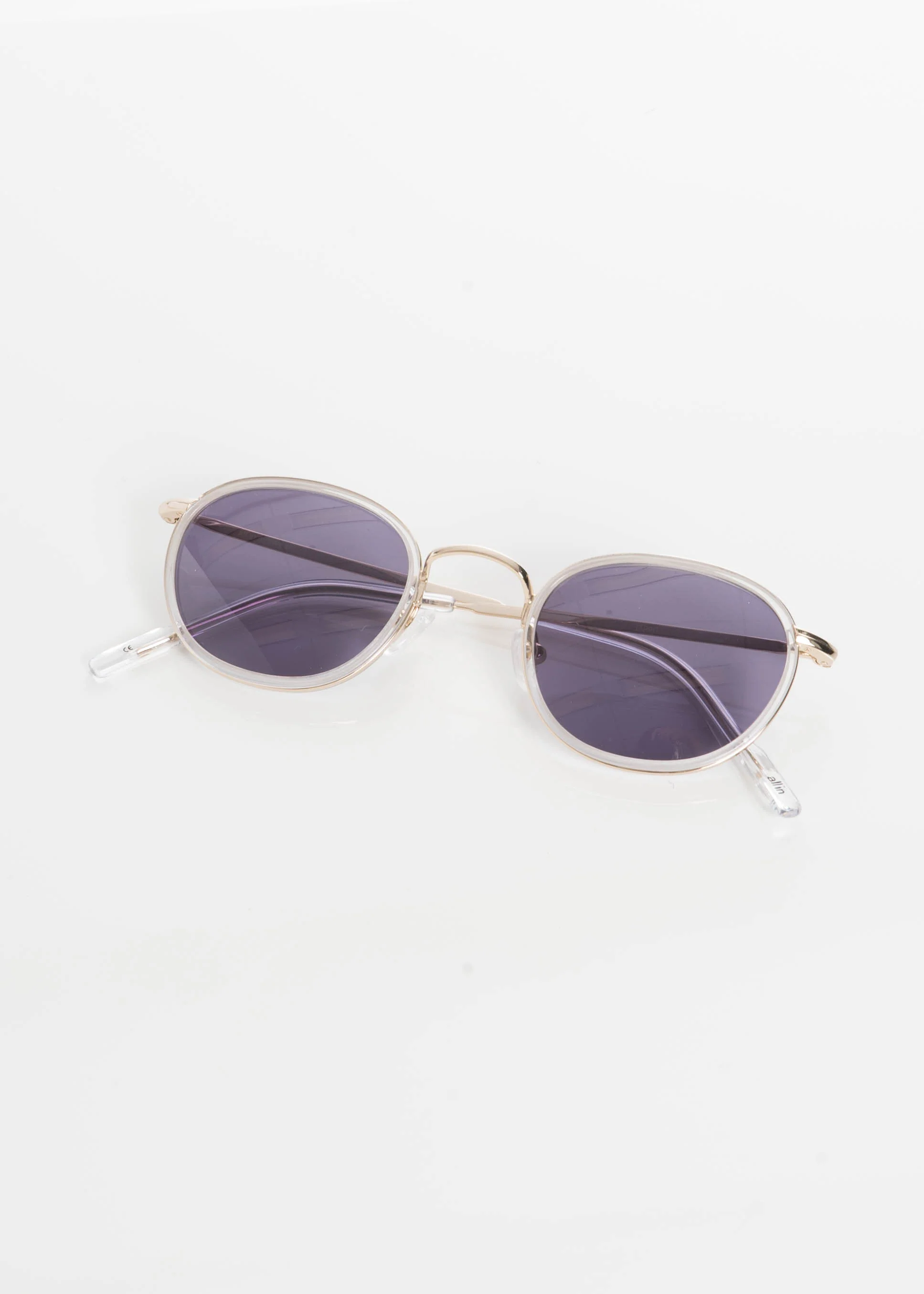 Gold and Black Japon Sunglasses - Image 4